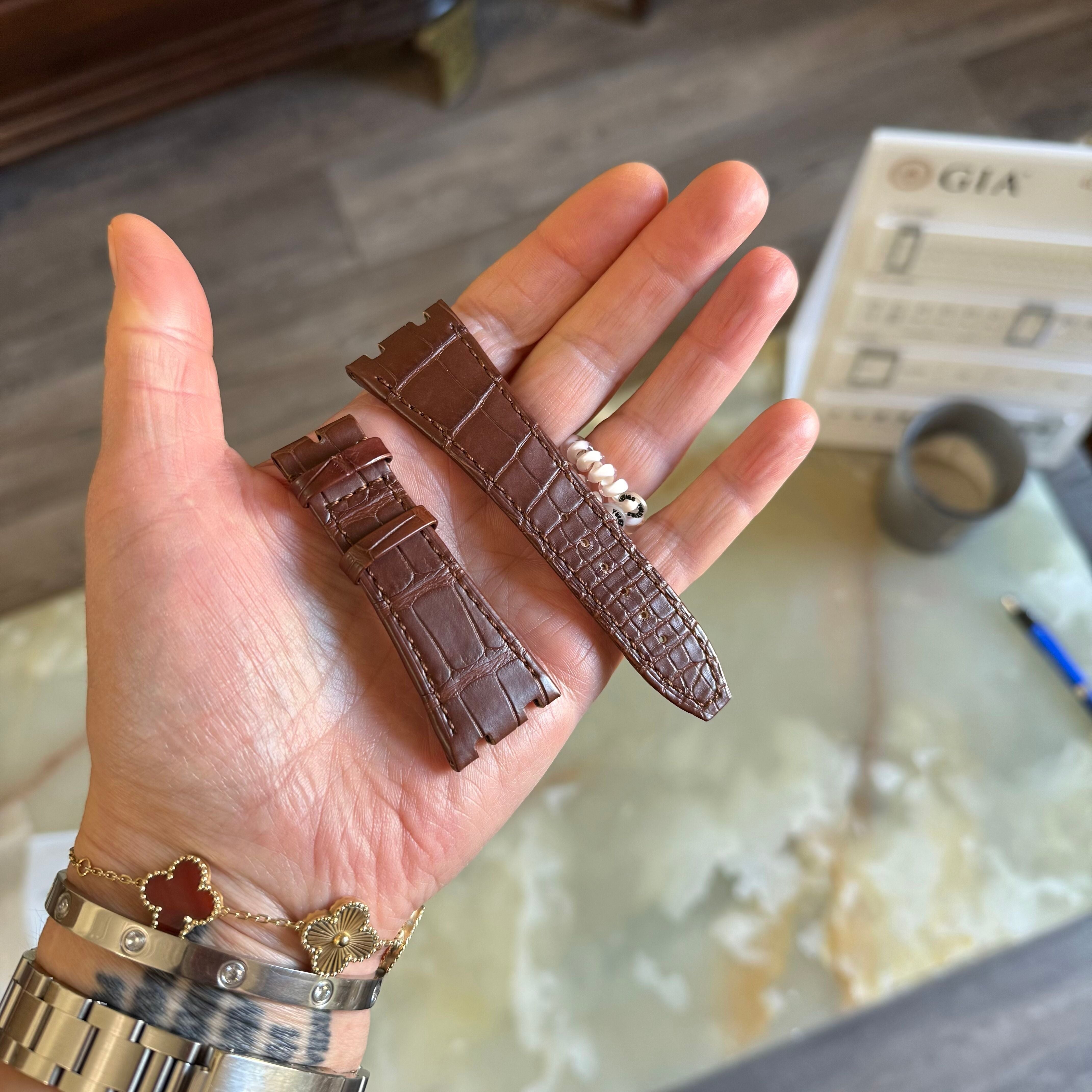 Authentic Audemars Piguet  Royal Oak Brown Alligator Watch Strap Band 22mm