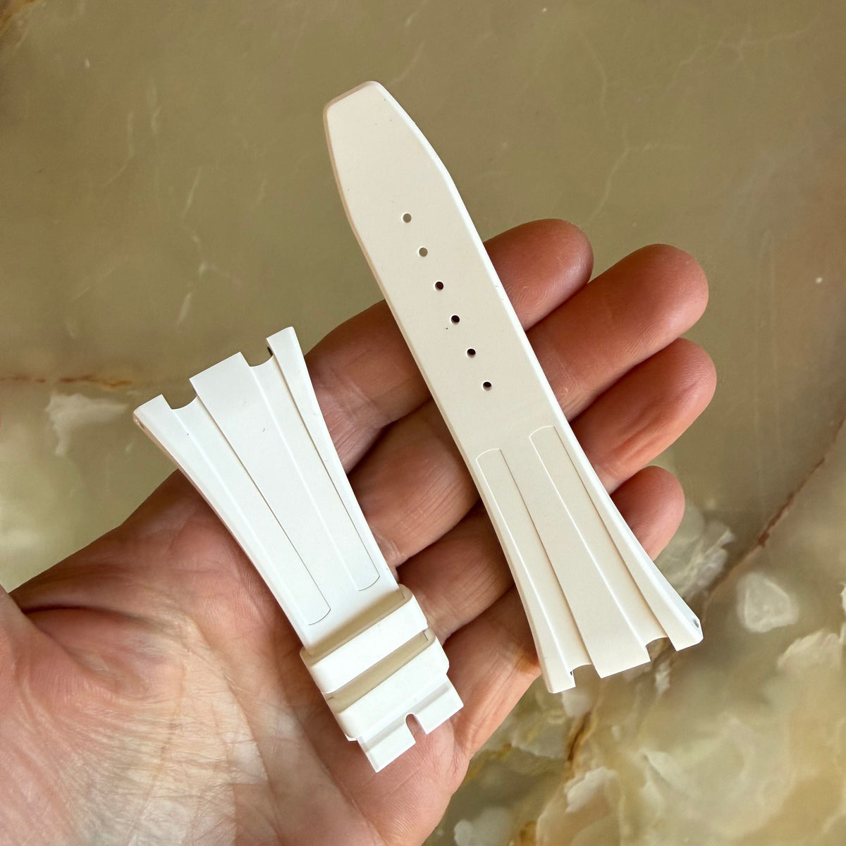 Authentic Audemars Piguet Royal Oak Offshore White Rubber Watch Band Strap 29mm
