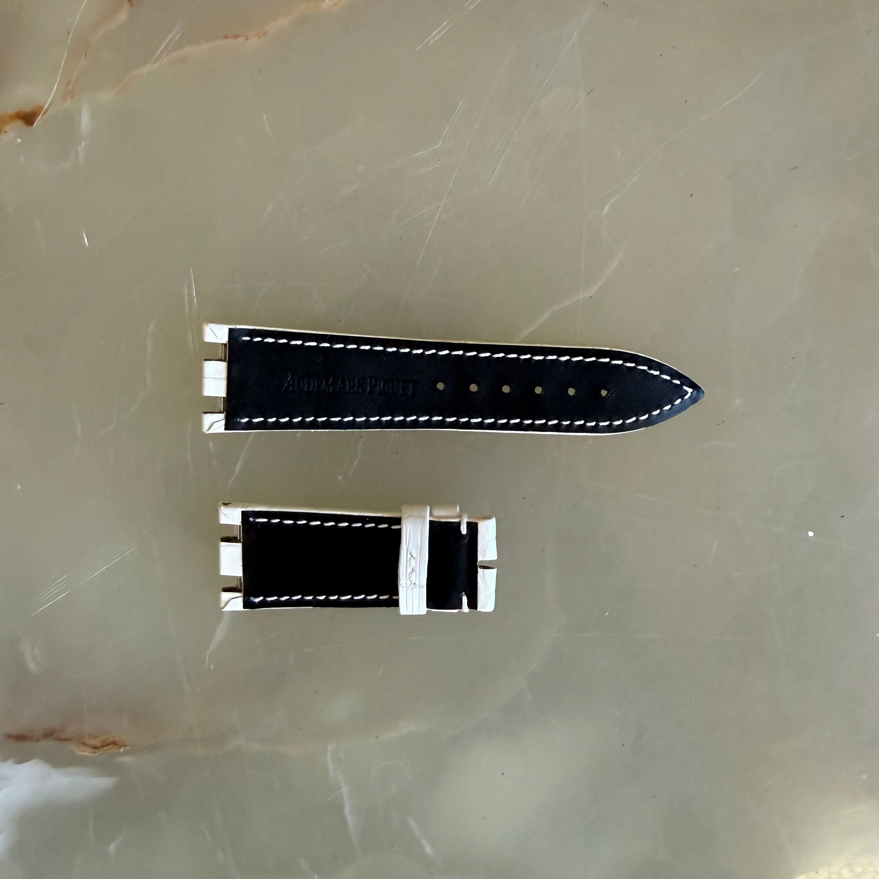 Authentic Audemars Piguet Royal Oak White Alligator Watch Band Strap 21mm