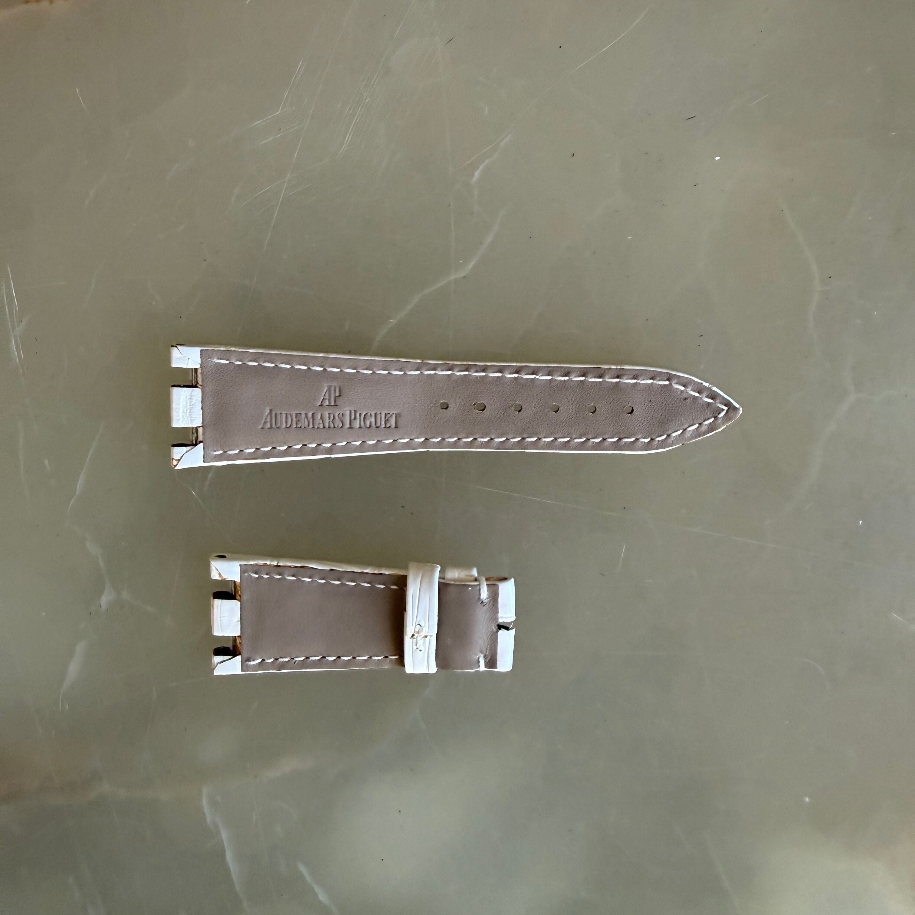 Authentic Audemars Piguet Royal Oak White Crocodile Watch Band Strap 22mm