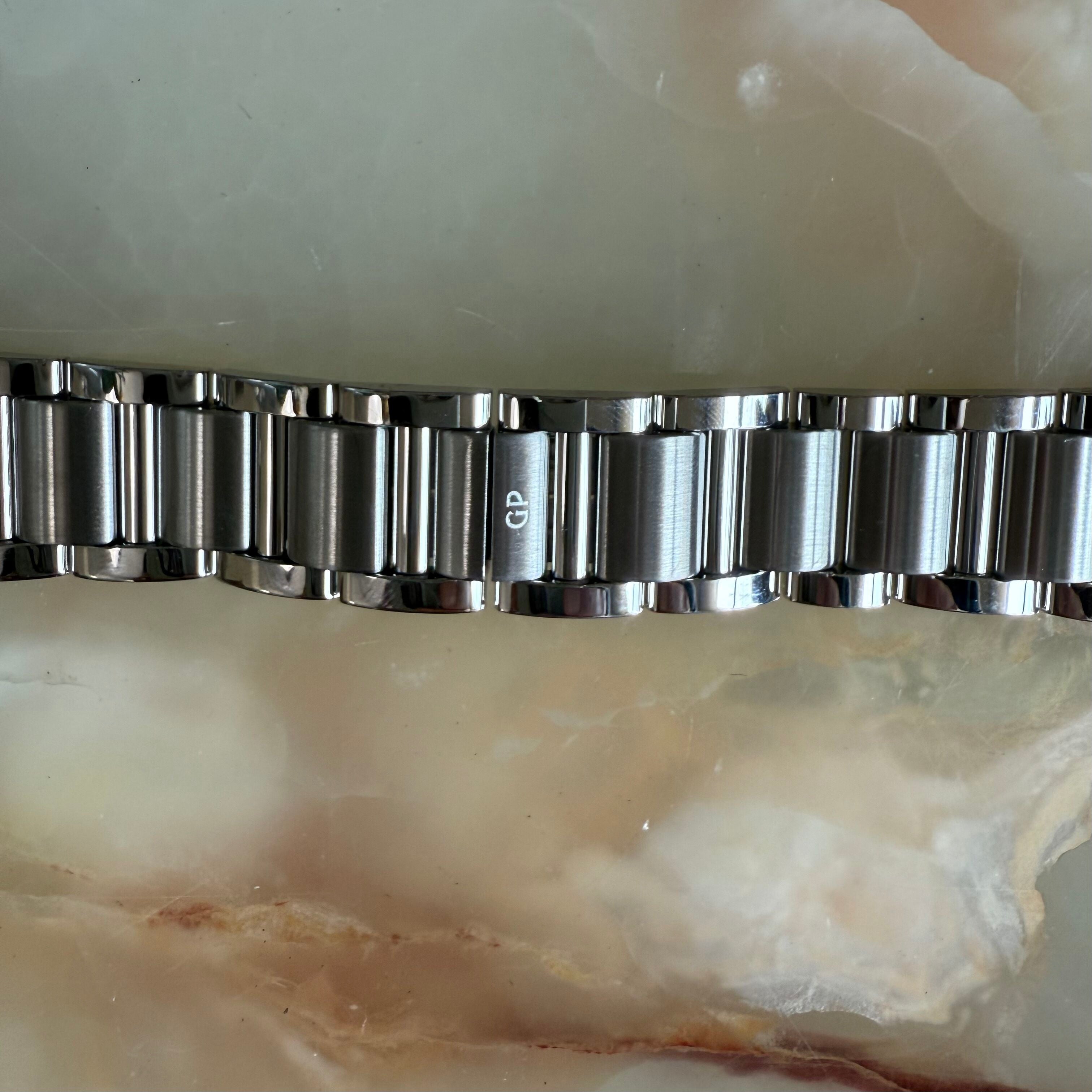 Authentic Girard Perregaux 2583 Stainless Steel Watch Bracelet 22mm