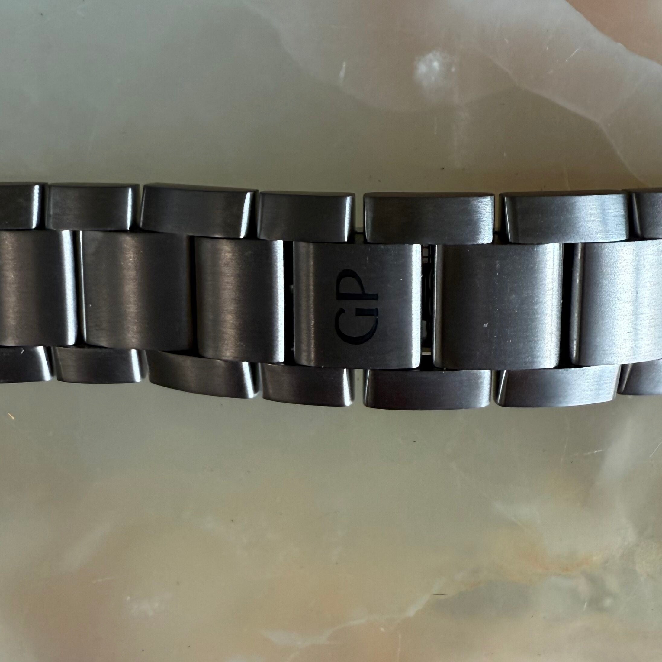 Authentic Girard Perregaux Titanium Watch Bracelet 22mm 498021.21