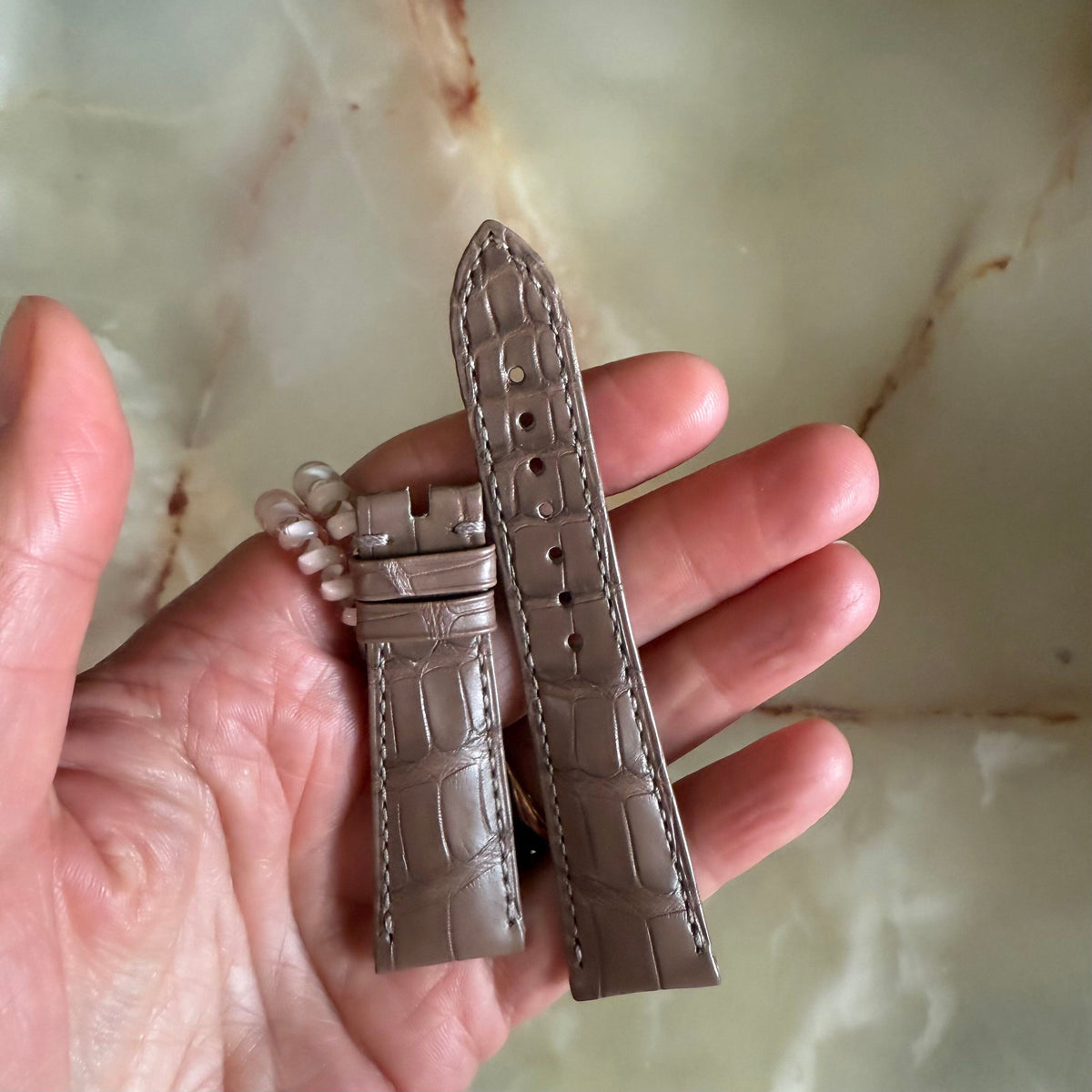 Authentic Omega Beige Alligator Watch Strap Band 20mm CUZ004420
