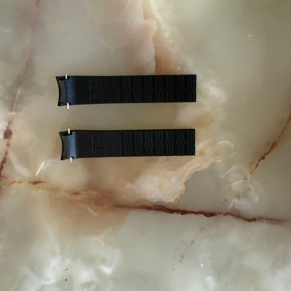 Authentic Tissot Black Rubber Watch Strap Band 19mm E00595.19.18.