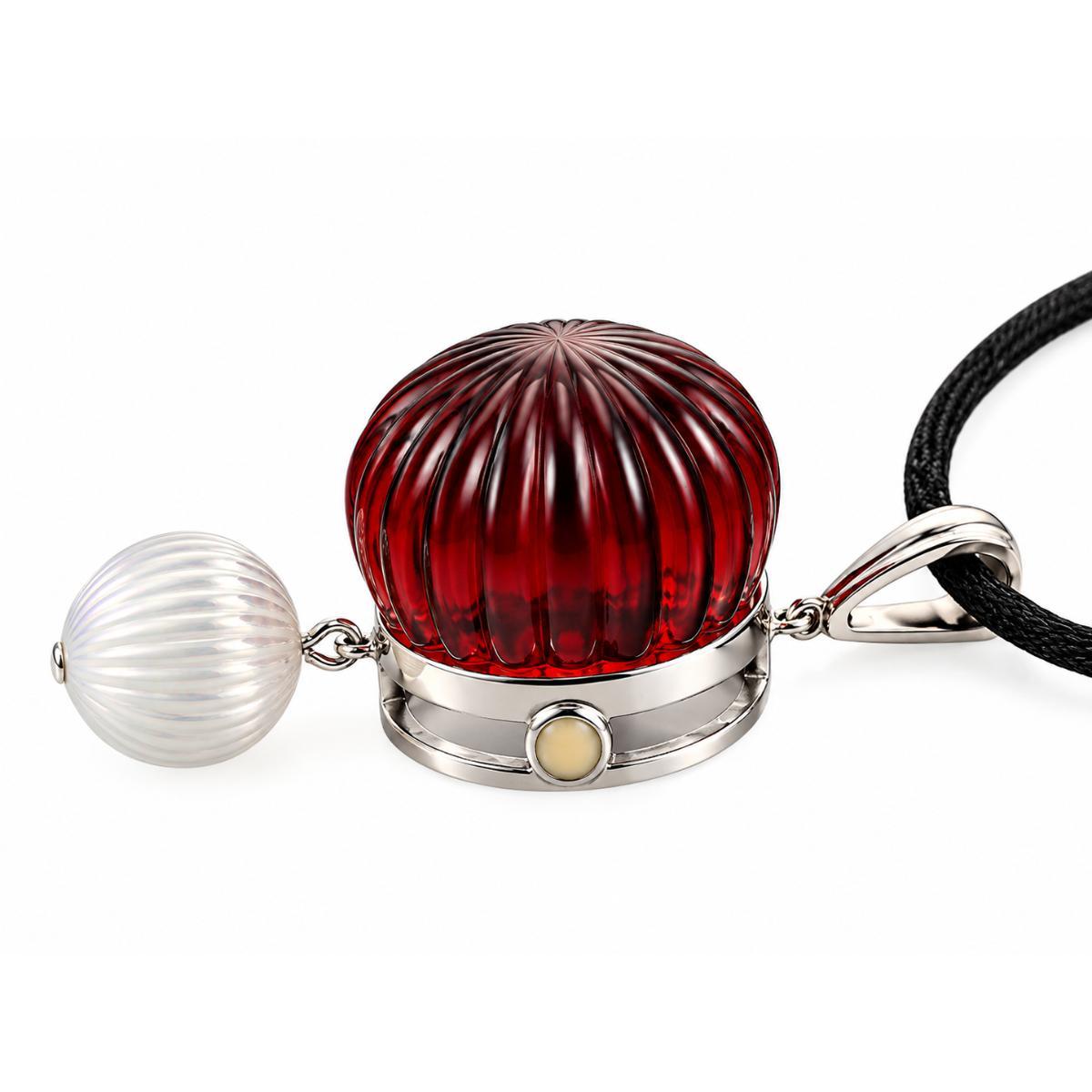 Lalique Vibrante Red Carved Crystal Sterling Silver Pendant Necklace 10445800