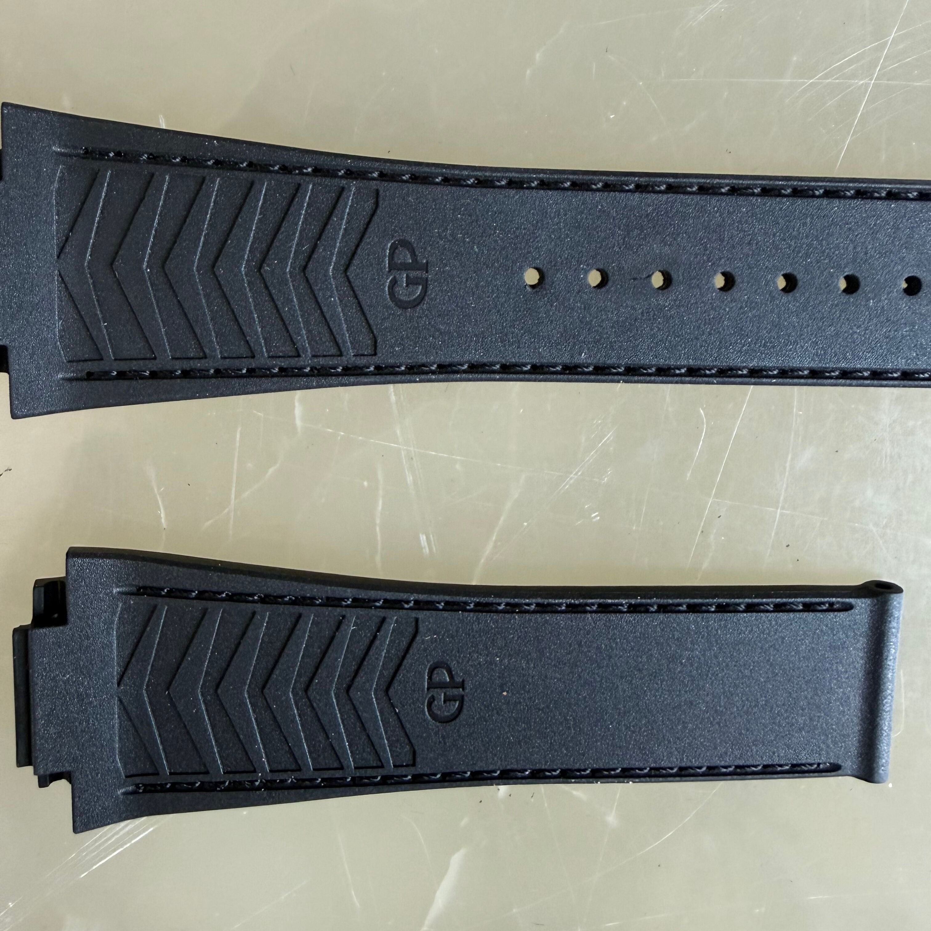 Authentic Girard Perregaux Black Rubber Watch Strap Band 26.5mm