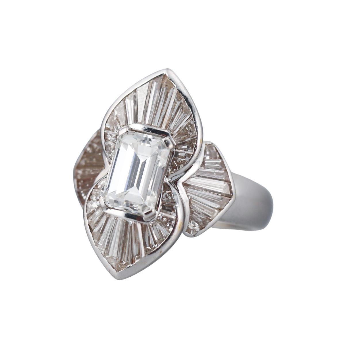 EGL 1.70ct VS1 H-I Emerald Cut Diamond 18k Gold Engagement Ring