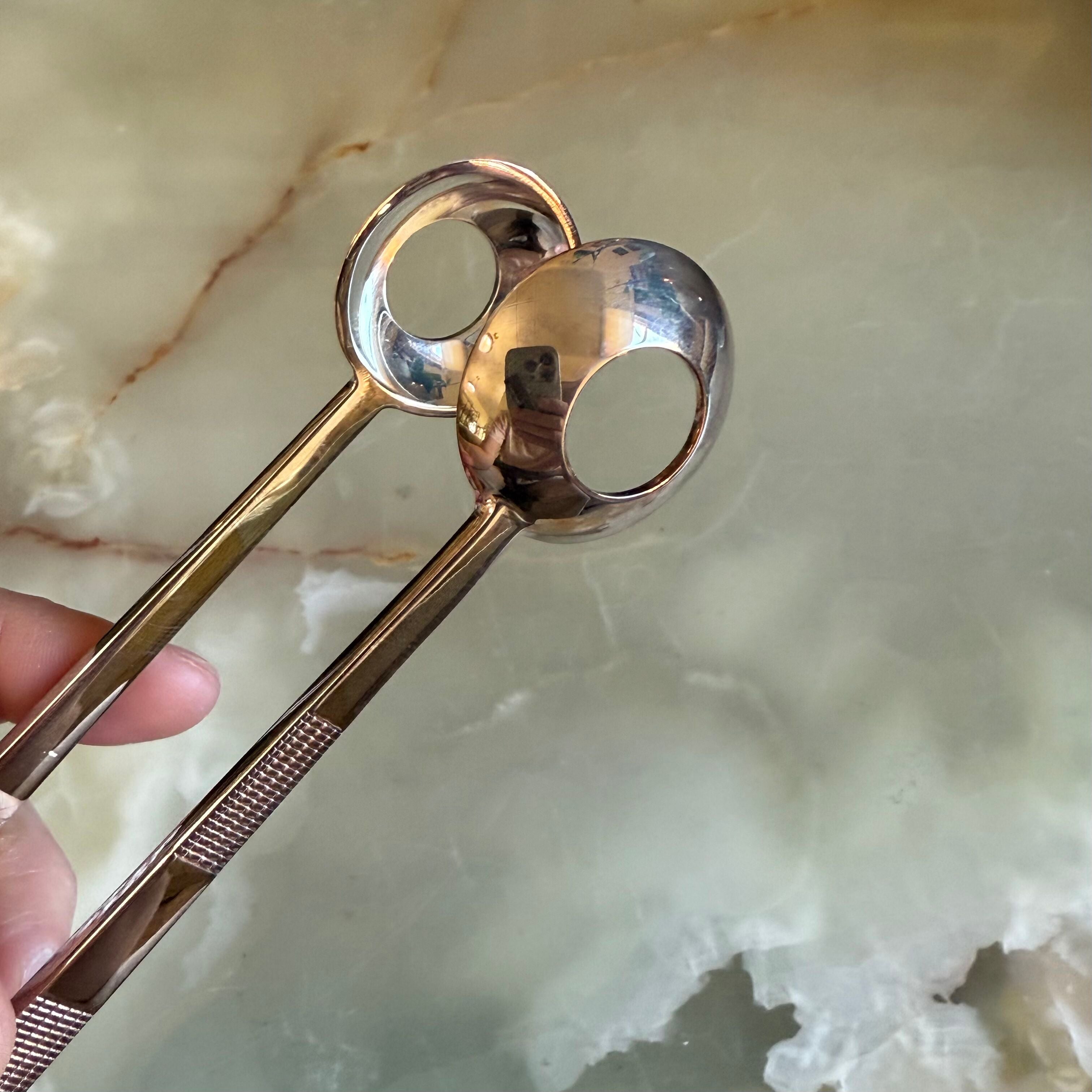 Christofle Collection 3000 Silver Plated Ice Tongs 4243040