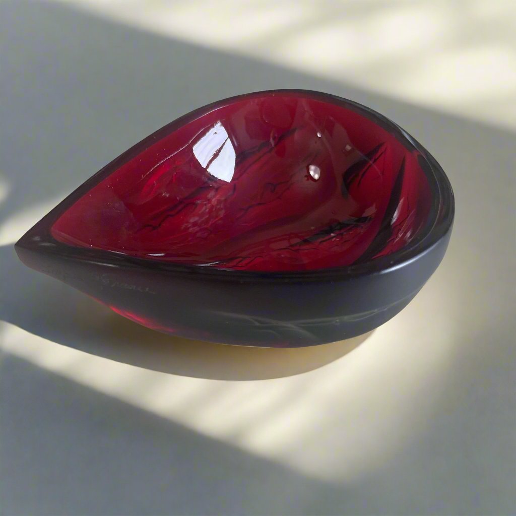 Lalique Crystal Encaged Love Red Small Bowl 1112200