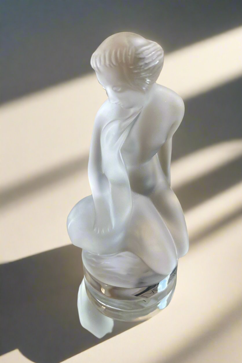 Lalique Crystal Figurine Leda 1190500