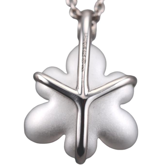Lalique Fleur Neige Clear Crystal Sterling Silver Pendant Necklace 10610000