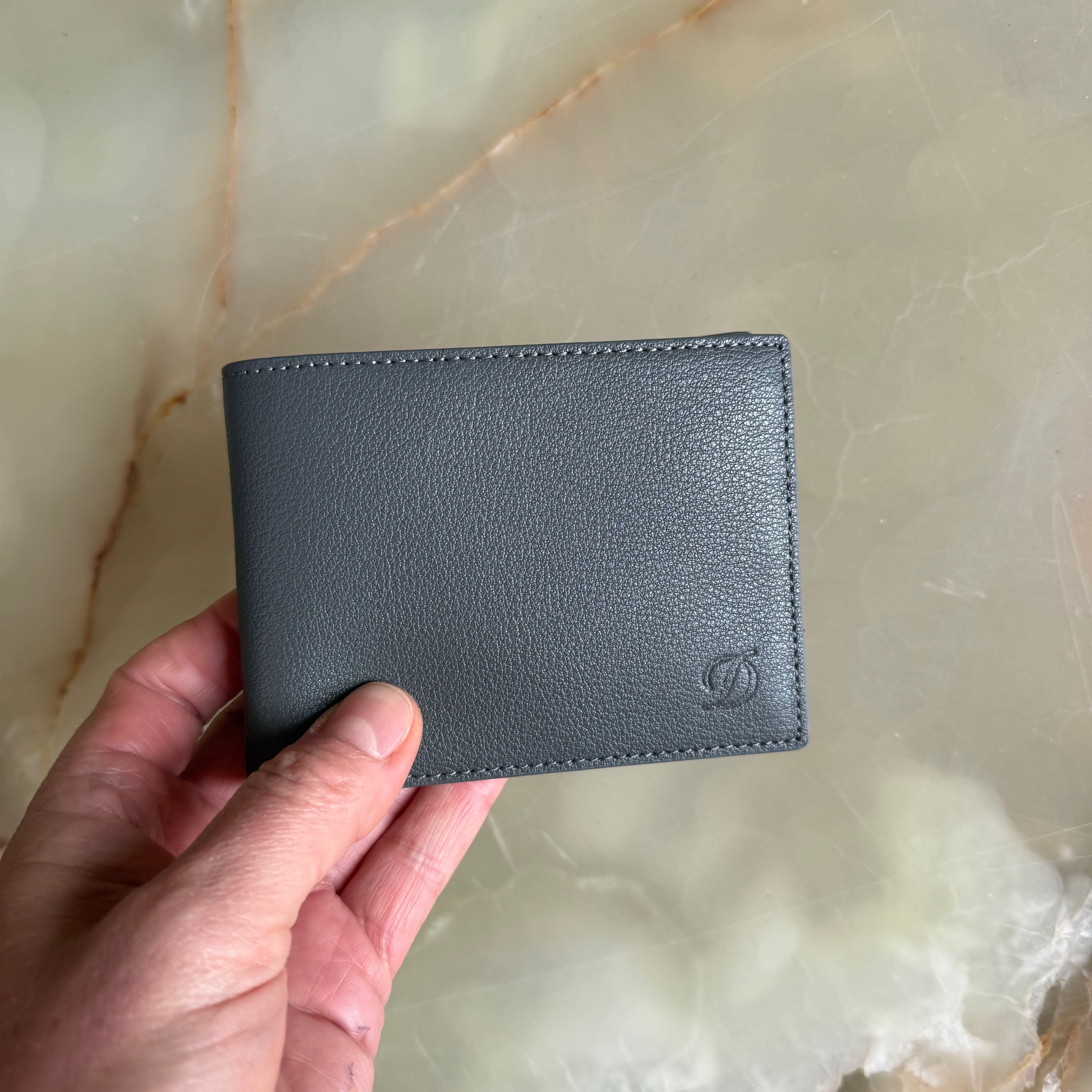 S.T. Dupont Grey Leather 6 Card Wallet 093000C