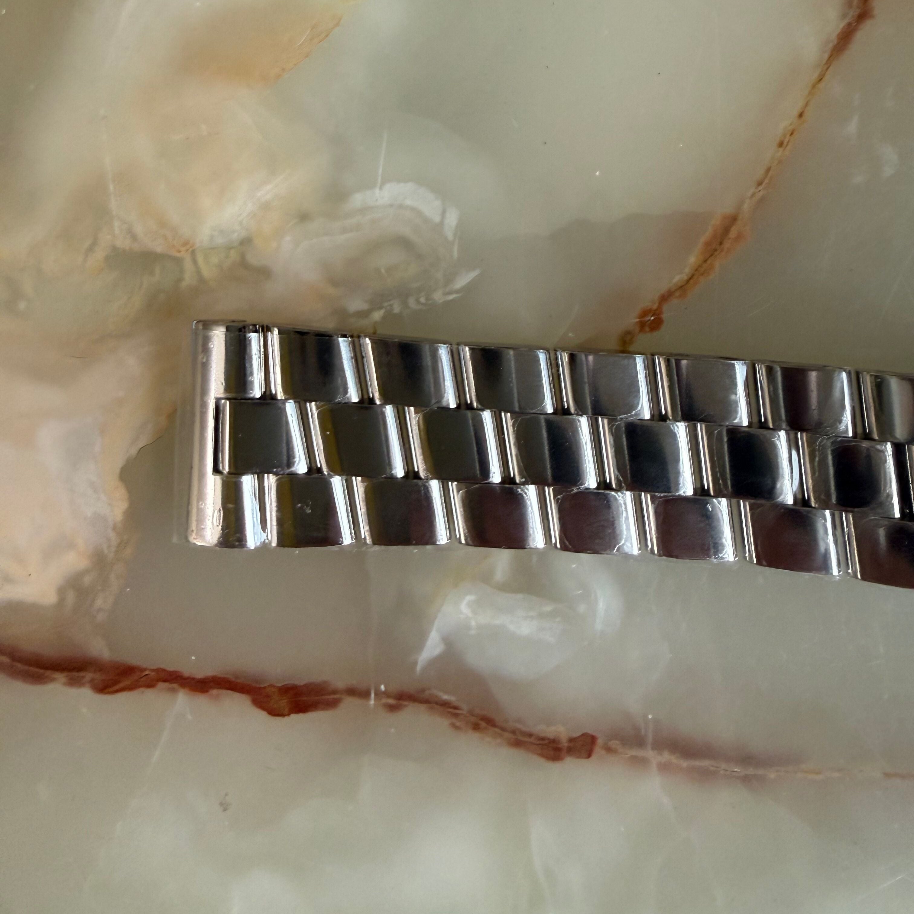 Authentic Breitling Stainless Steel 22mm Watch Bracelet W0211
