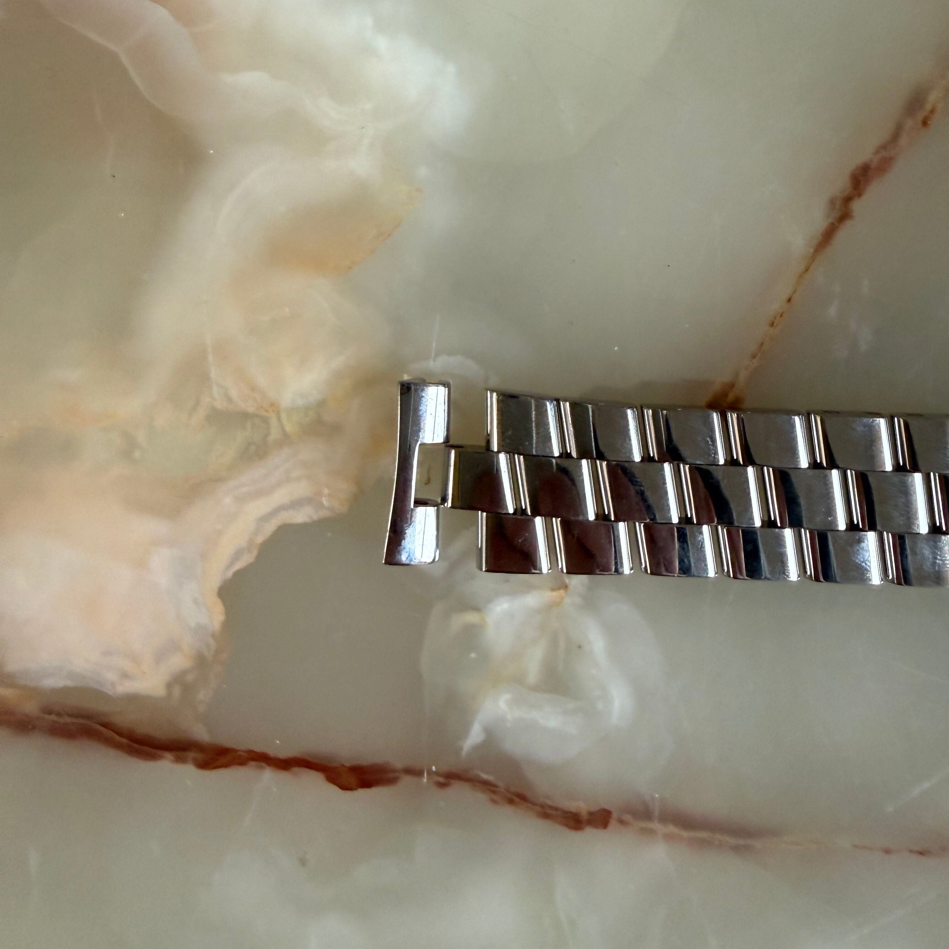 Authentic Breitling Stainless Steel 22mm Watch Bracelet W4011