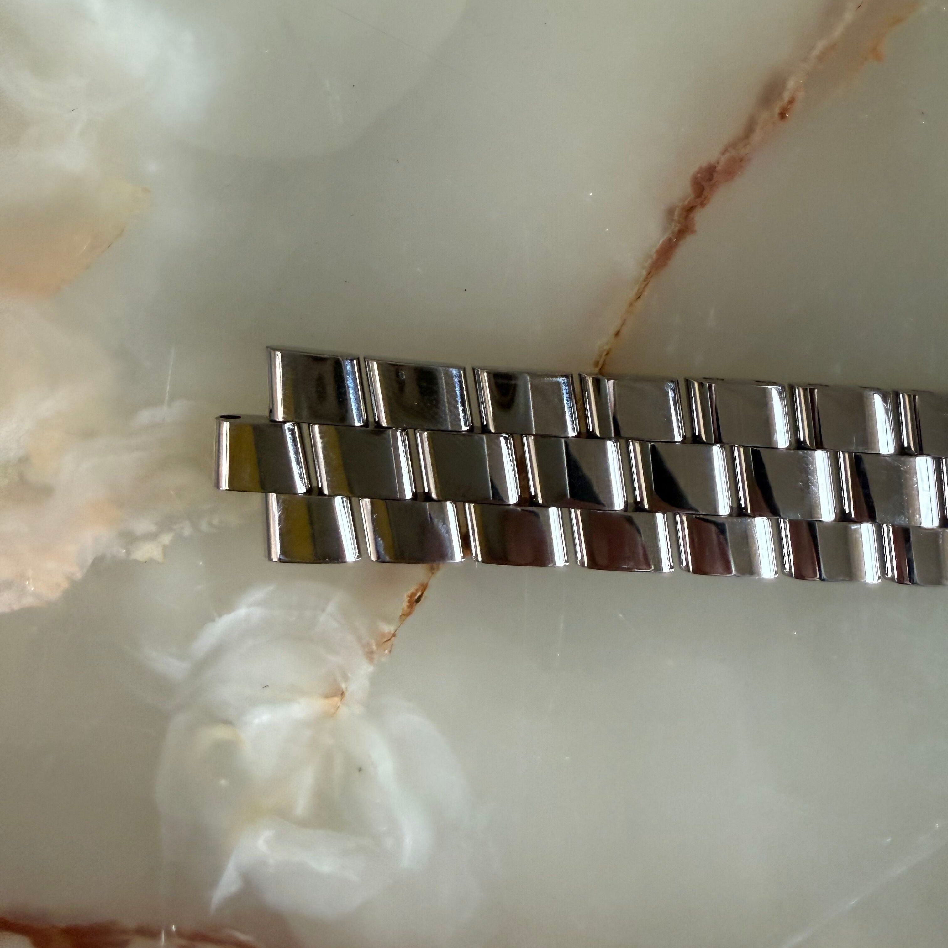 Authentic Breitling Stainless Steel 20mm Watch Bracelet W0112