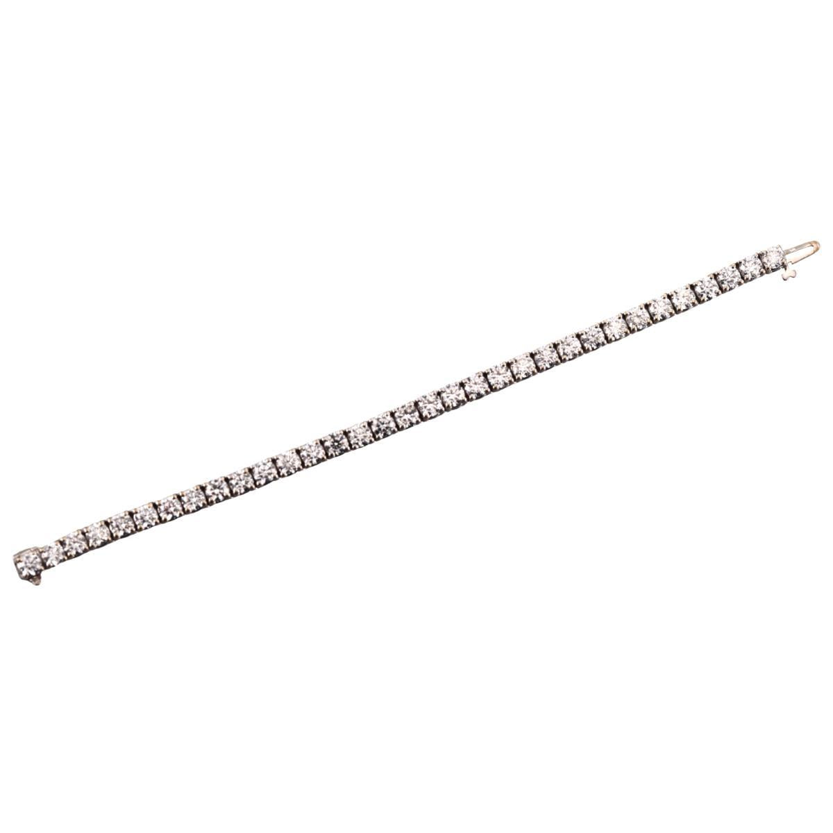 18k Gold 9.75ctw Diamond Tennis Bracelet