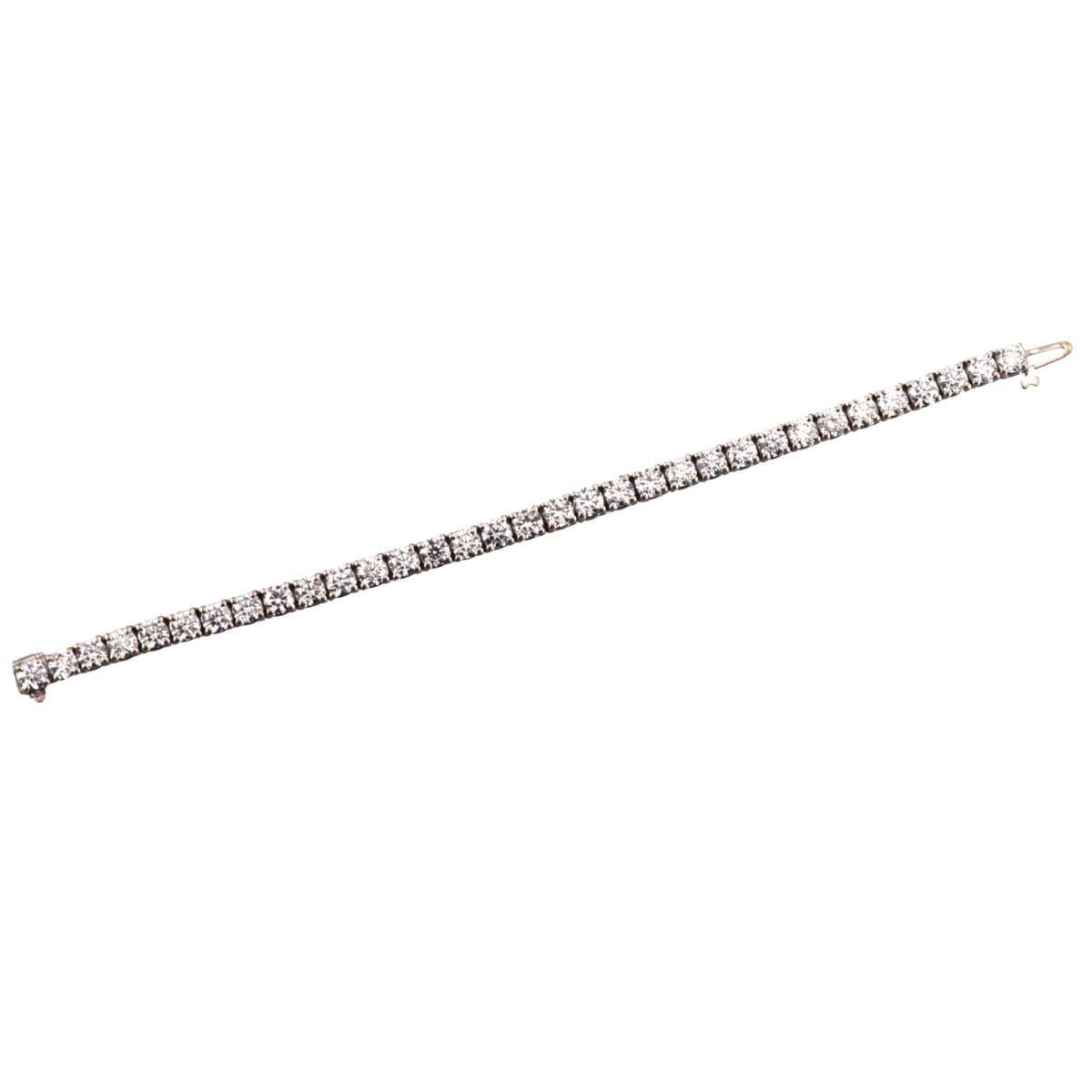 18k Gold 9.75ctw Diamond Tennis Bracelet