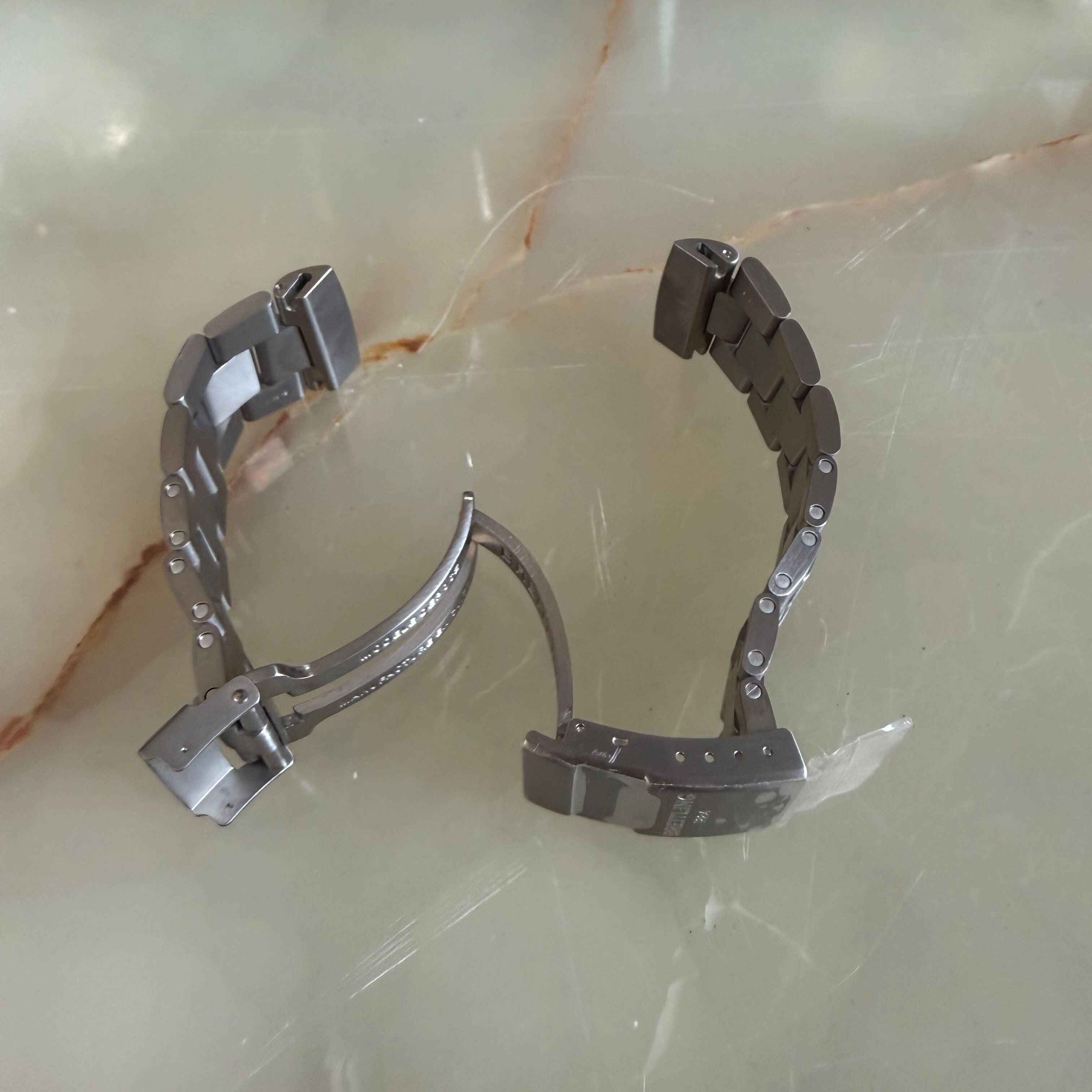 Authentic Breitling Stainless Steel 24mm Watch Bracelet W0815