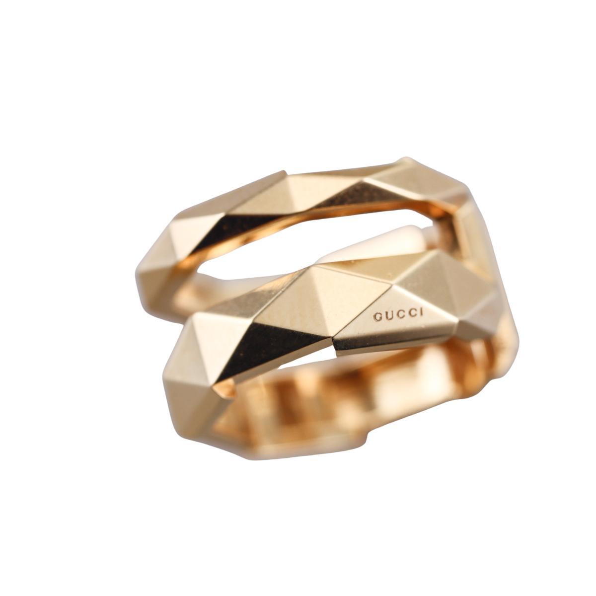 Gucci 18k Gold Gucci Link to Love Hoop Earrings