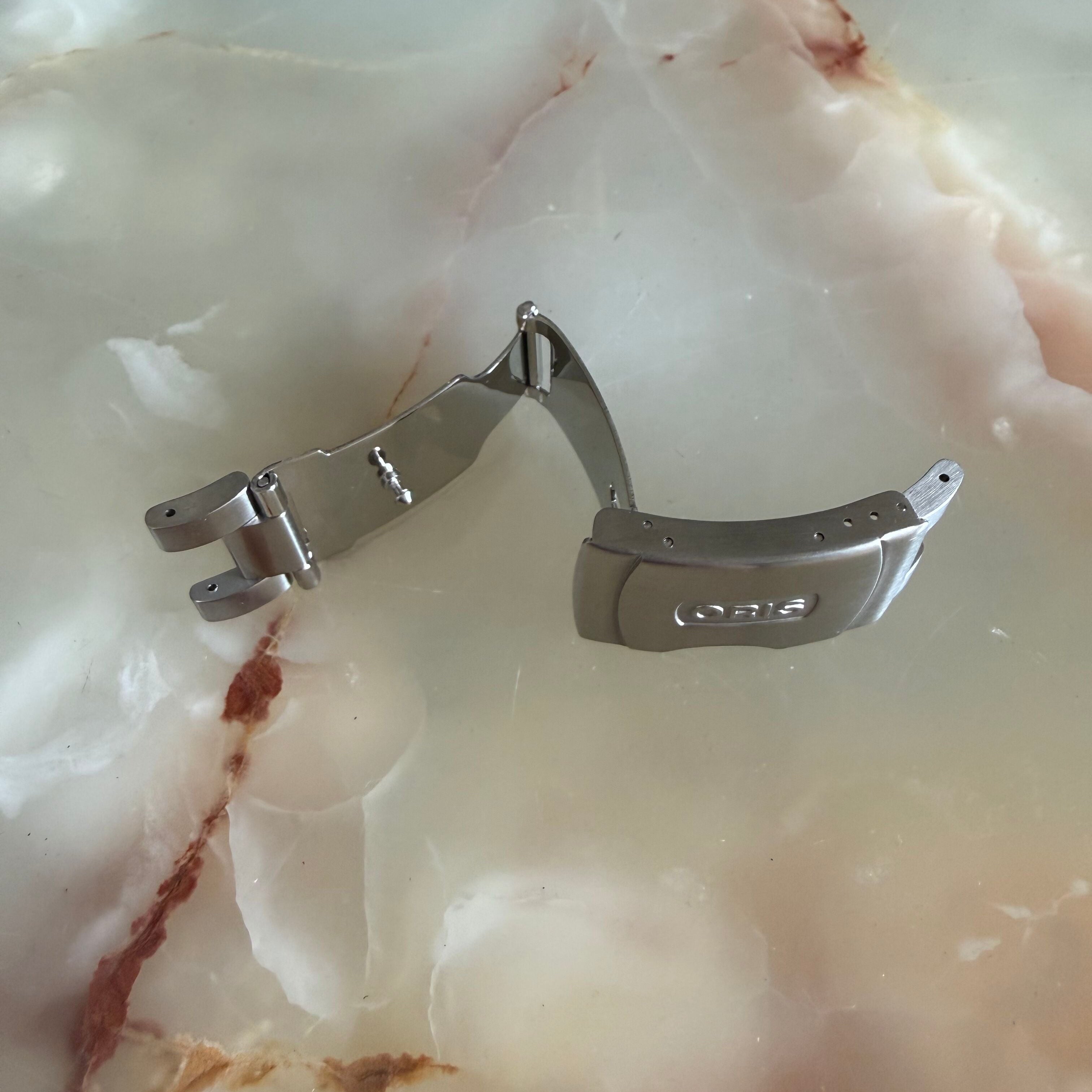 Authentic Oris Steel 20mm Buckle ORIS 8 24 01