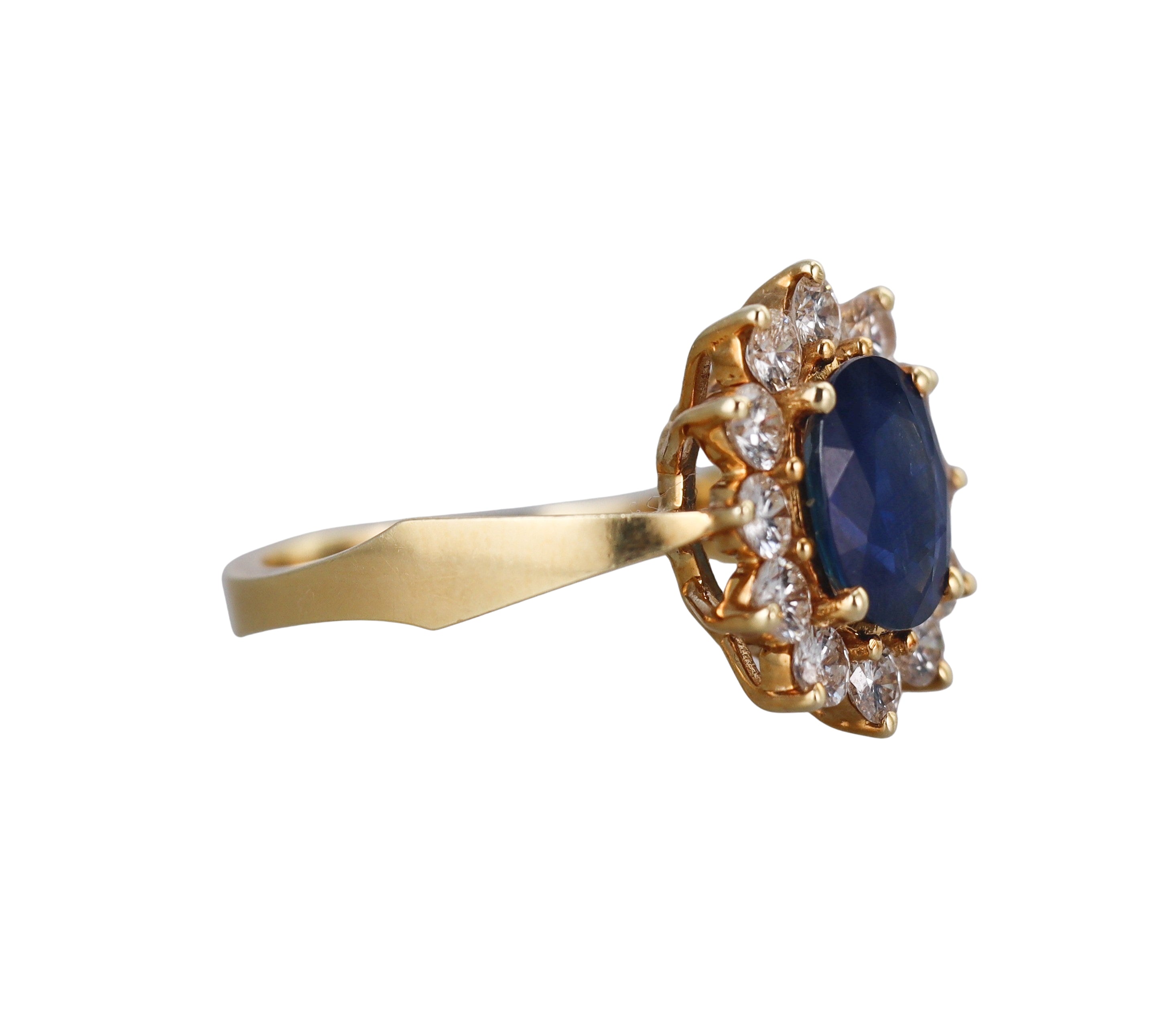 2.20ct Sapphire Diamond Gold Cluster Ring