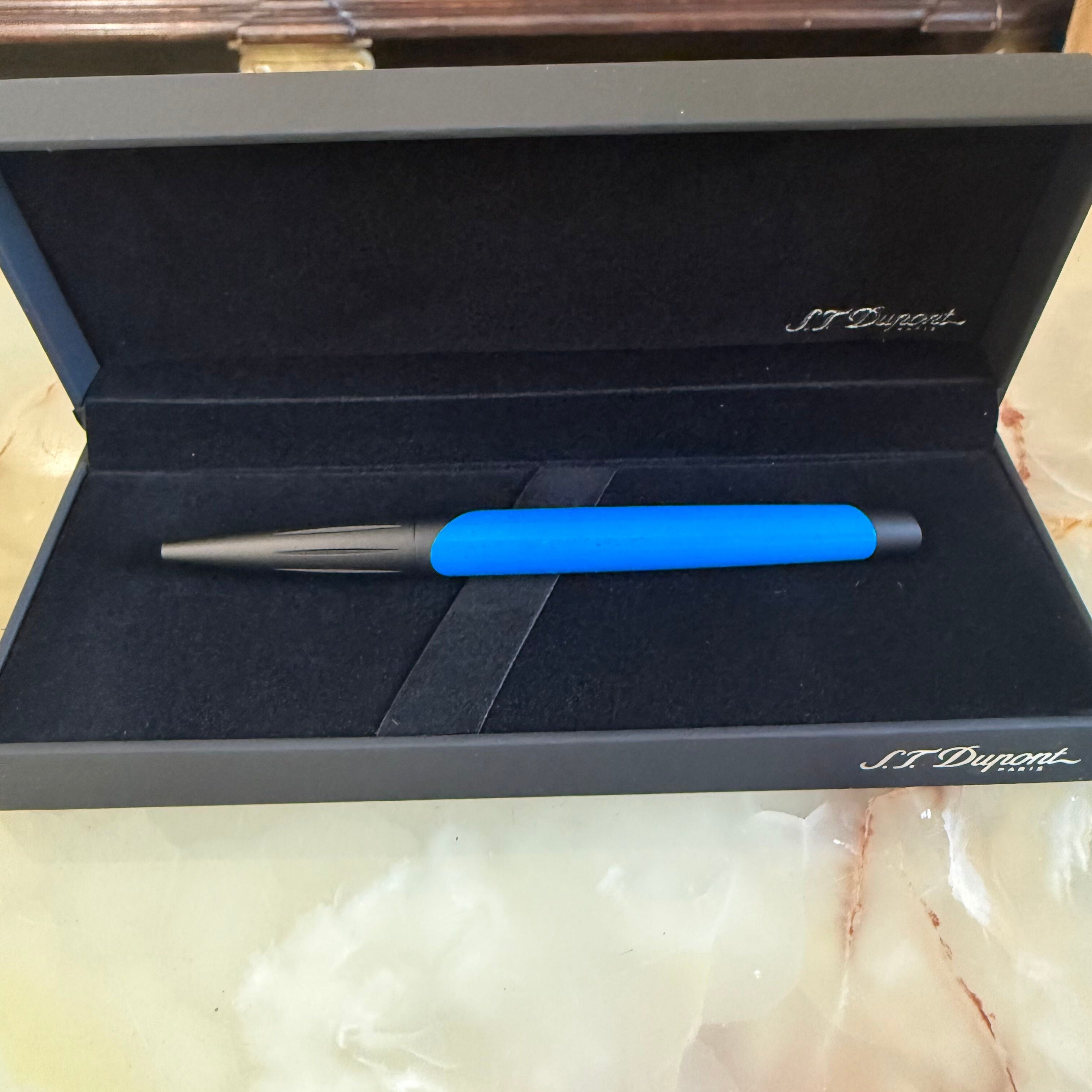 S.T. Dupont Defi Milenium Fluo Neon Blue Rollerball Pen 405033