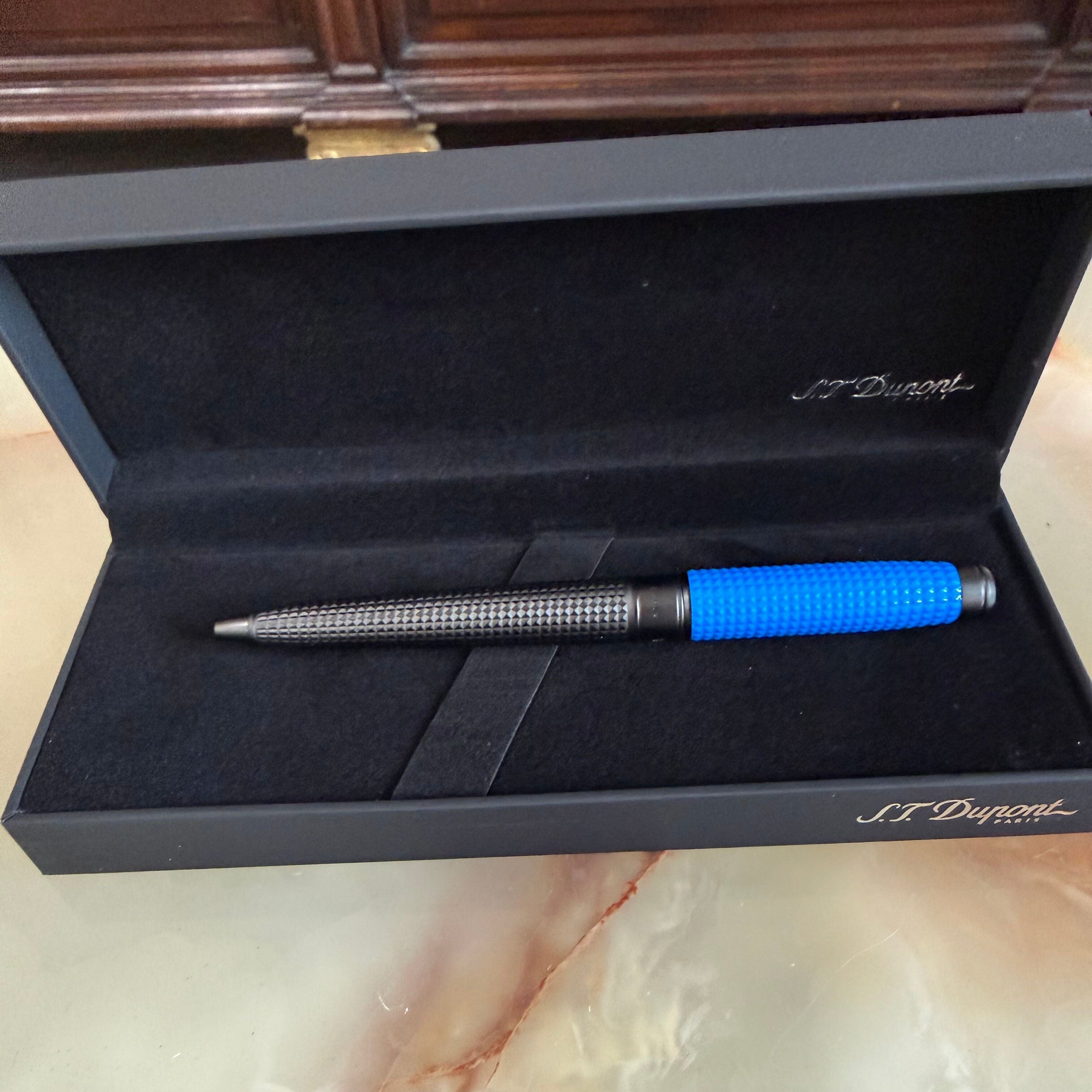 S.T. Dupont Eternity Fluo Blue Diamondhead Rollerball Pen 425033L