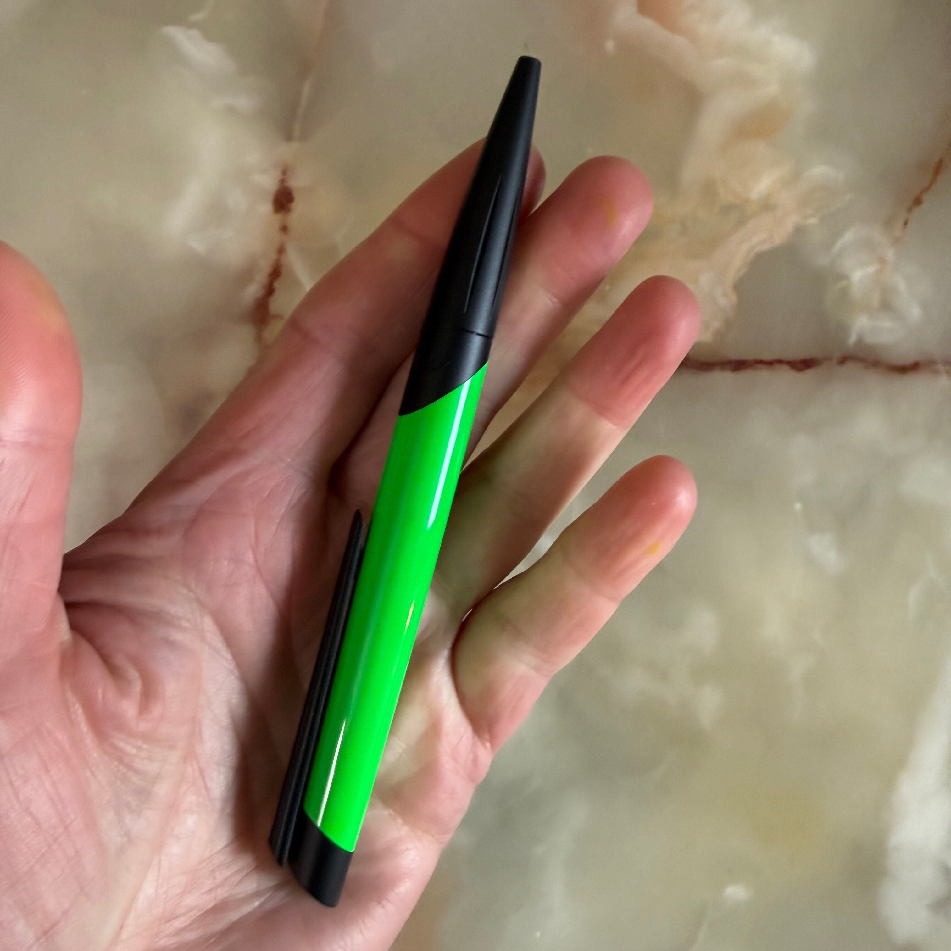 S.T. Dupont Defi Milenium Fluo Neon Green Rollerball Pen 405032