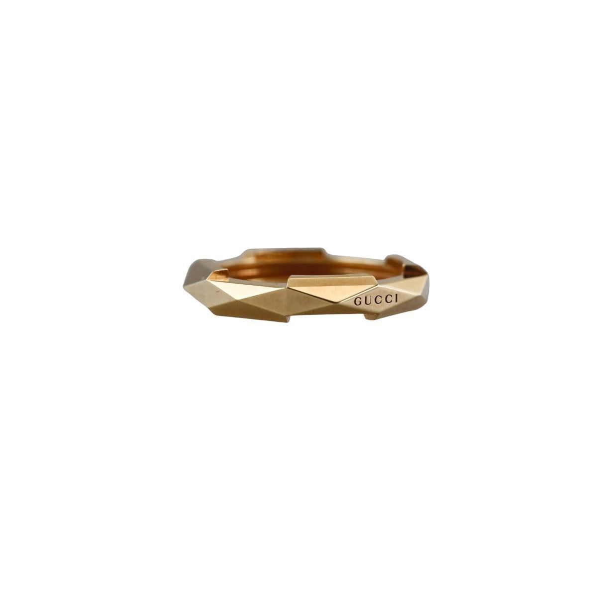 Gucci Link to Love 18K Gold Studded 4mm Band Ring