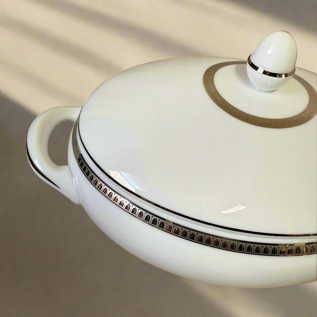 Christofle Malmaison Porcelain Vegetable Dish with Cover 7645310