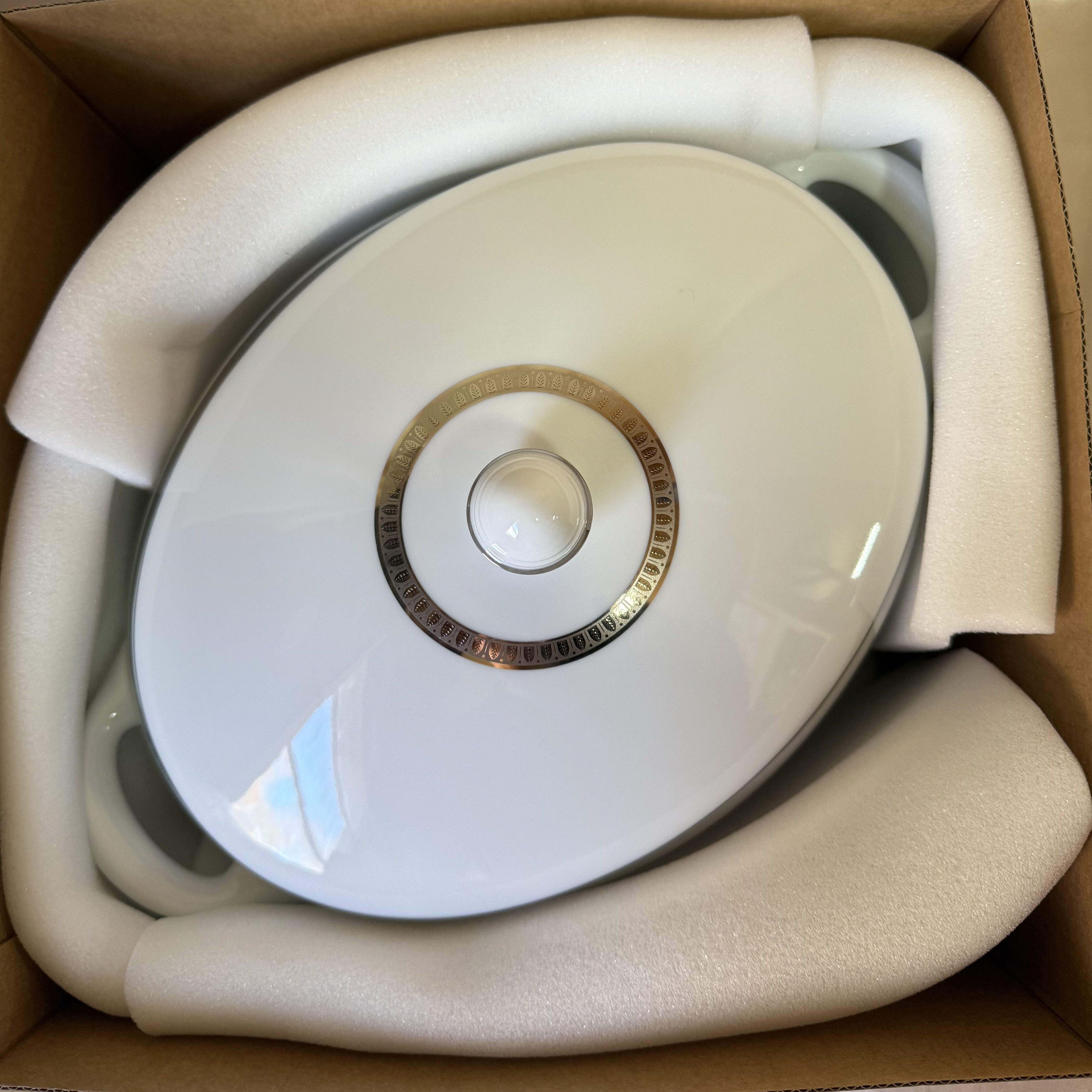Christofle Malmaison Porcelain Vegetable Dish with Cover 7645310