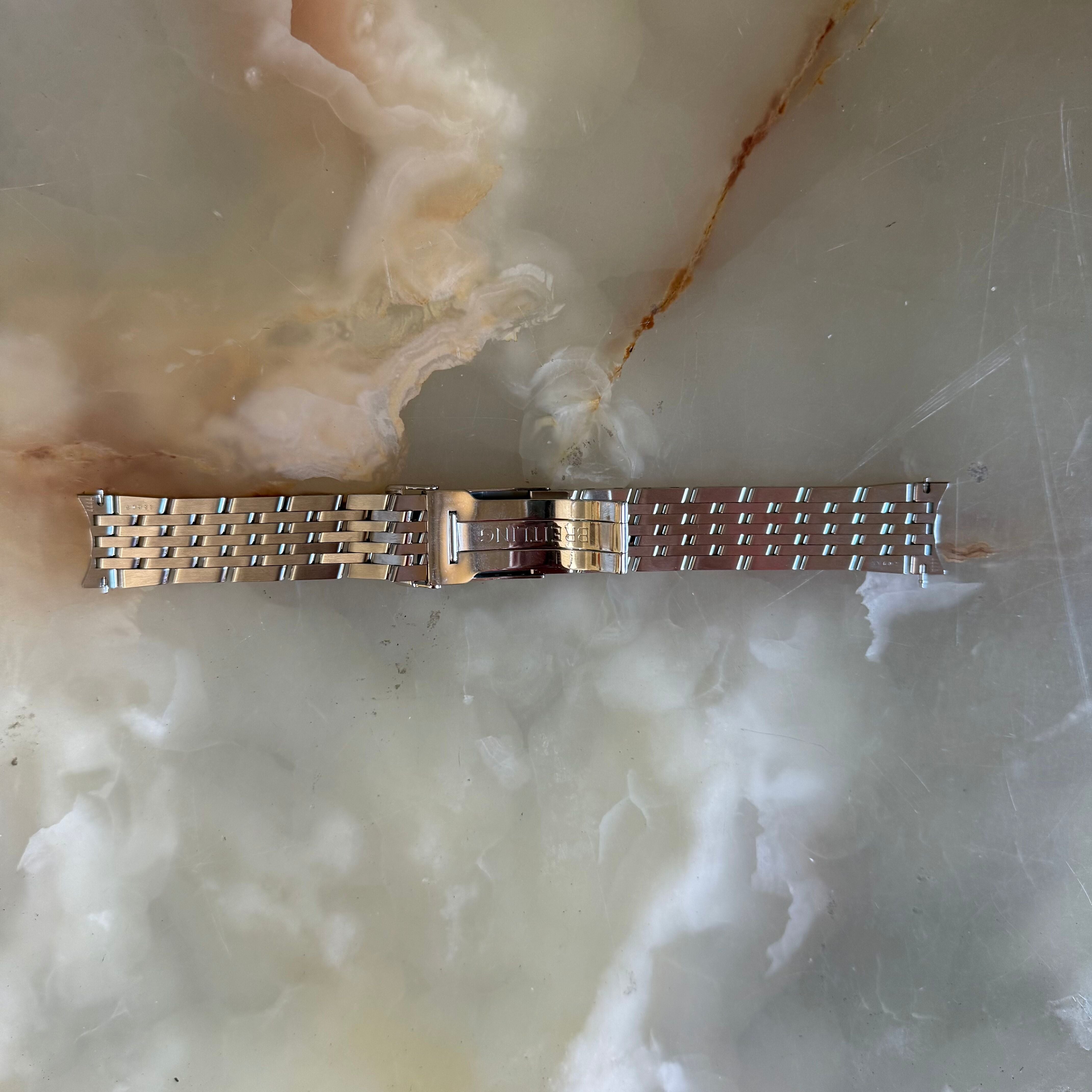 Authentic Breitling Navitimer Montbrillant Stainless Steel Bracelet  444A 20mm BR10700909