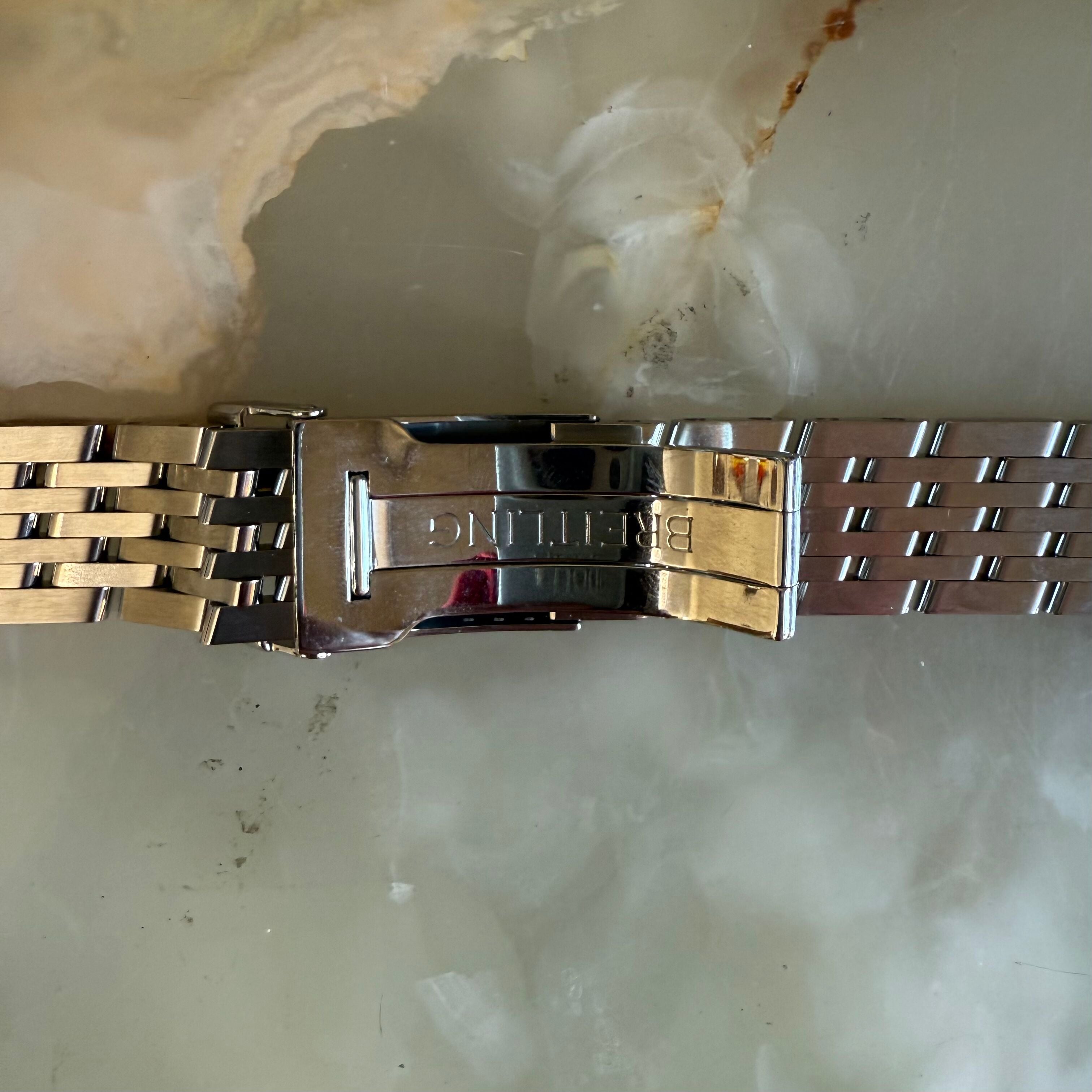 Authentic Breitling Navitimer Montbrillant Stainless Steel Bracelet  444A 20mm BR10700909