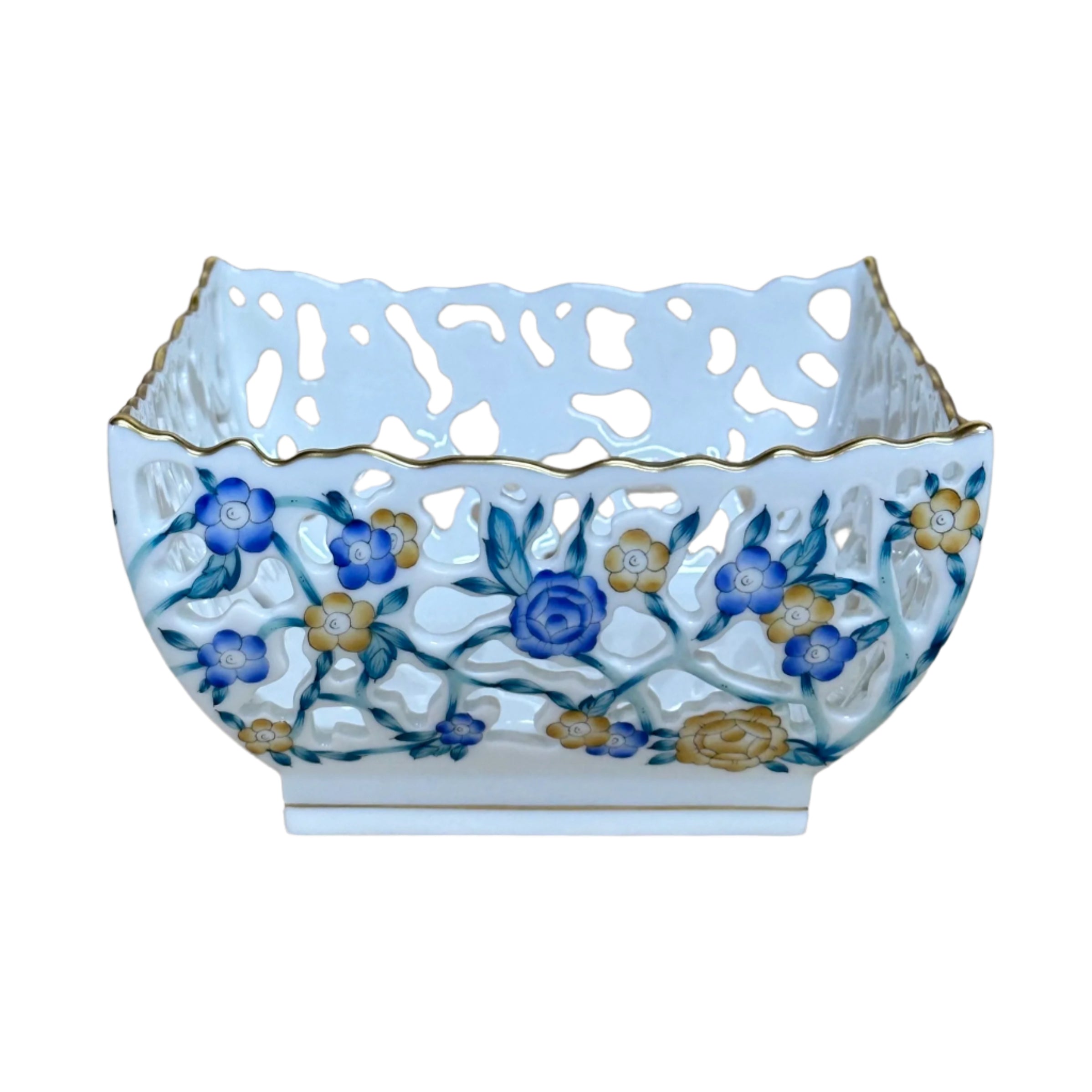 Herend Porcelain Openwork Fancy Dish Dense VBO Piercing 7368
