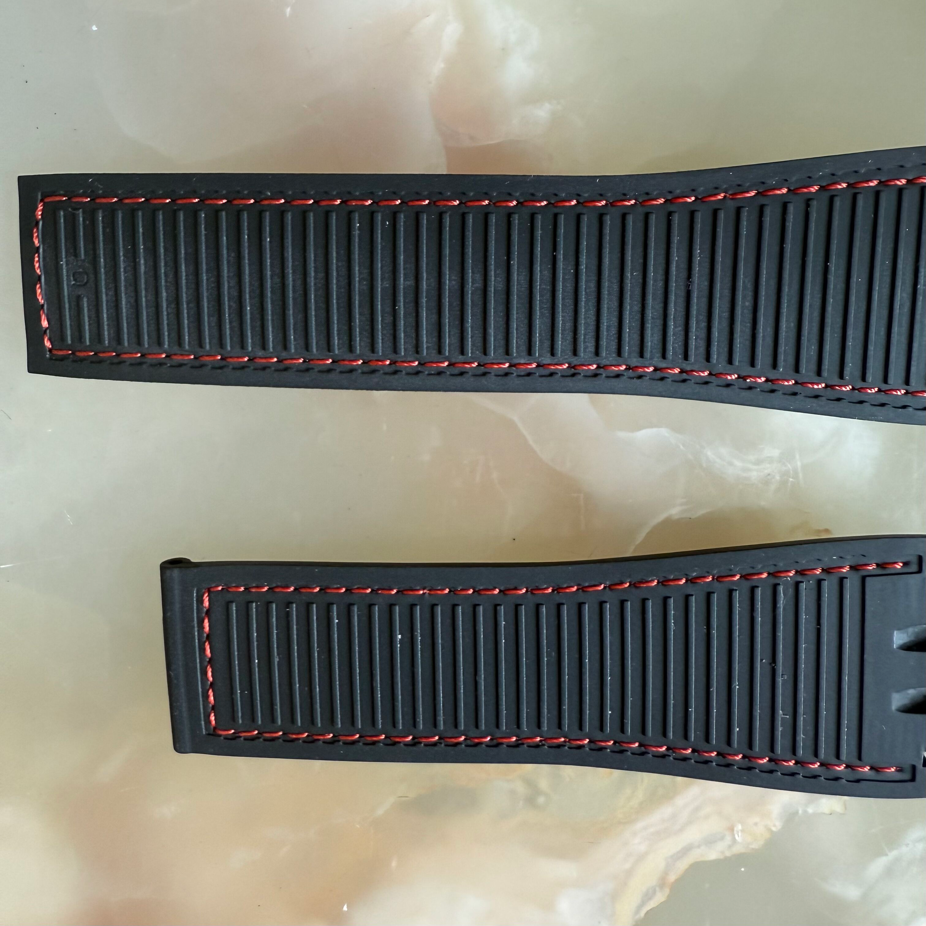 Authentic TAG Heuer Carrera Calibre 01 Red Bull Blue Leather Rubber Watch Strap Band