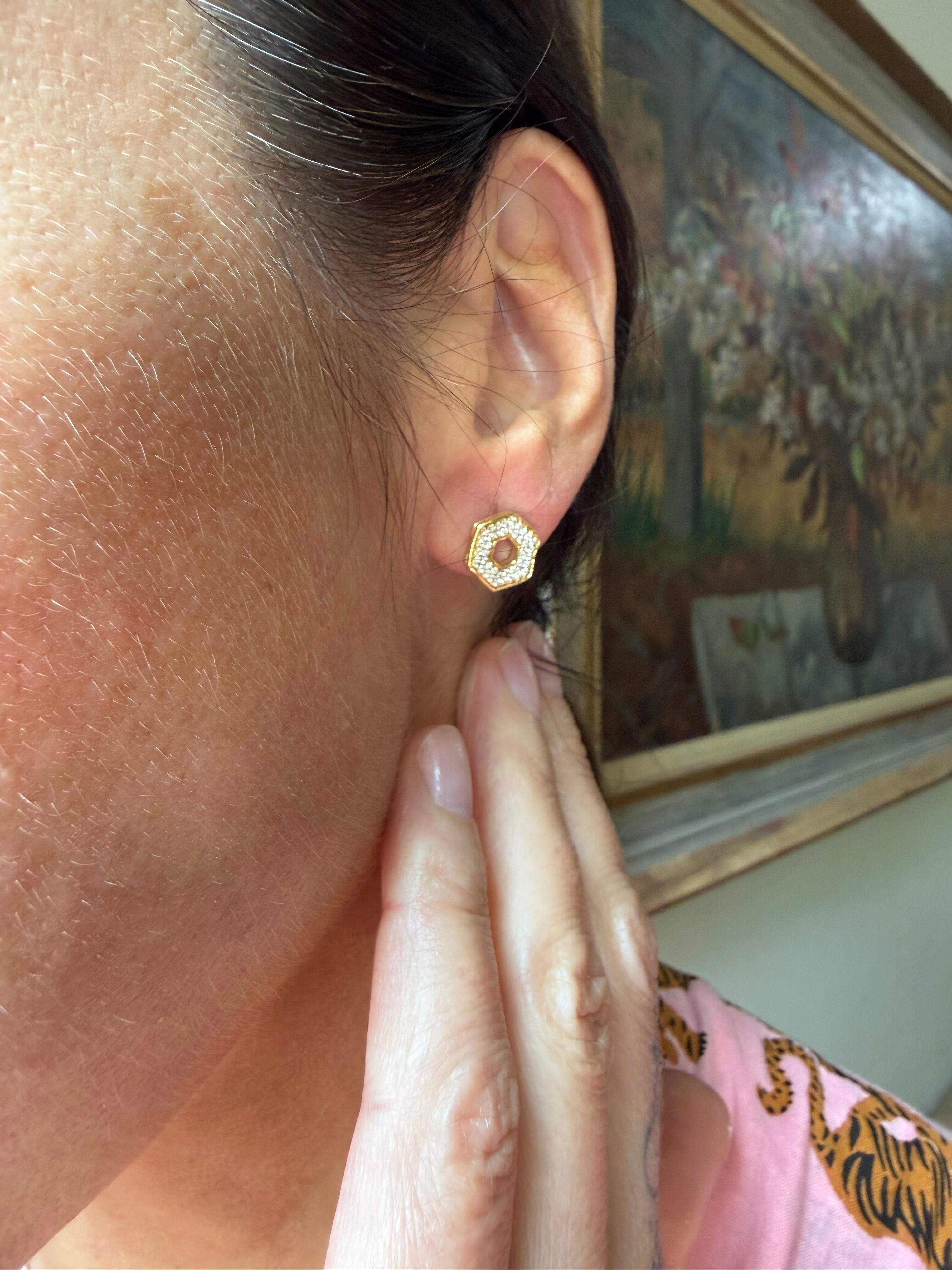 Marli 18k Yellow Gold Stud Earrings