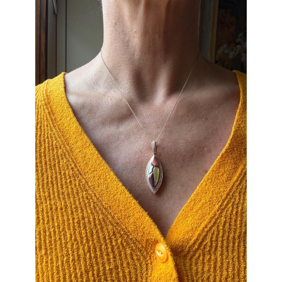 Kabana 14k Gold Diamond MOP Spiny Oyster Pendant Necklace
