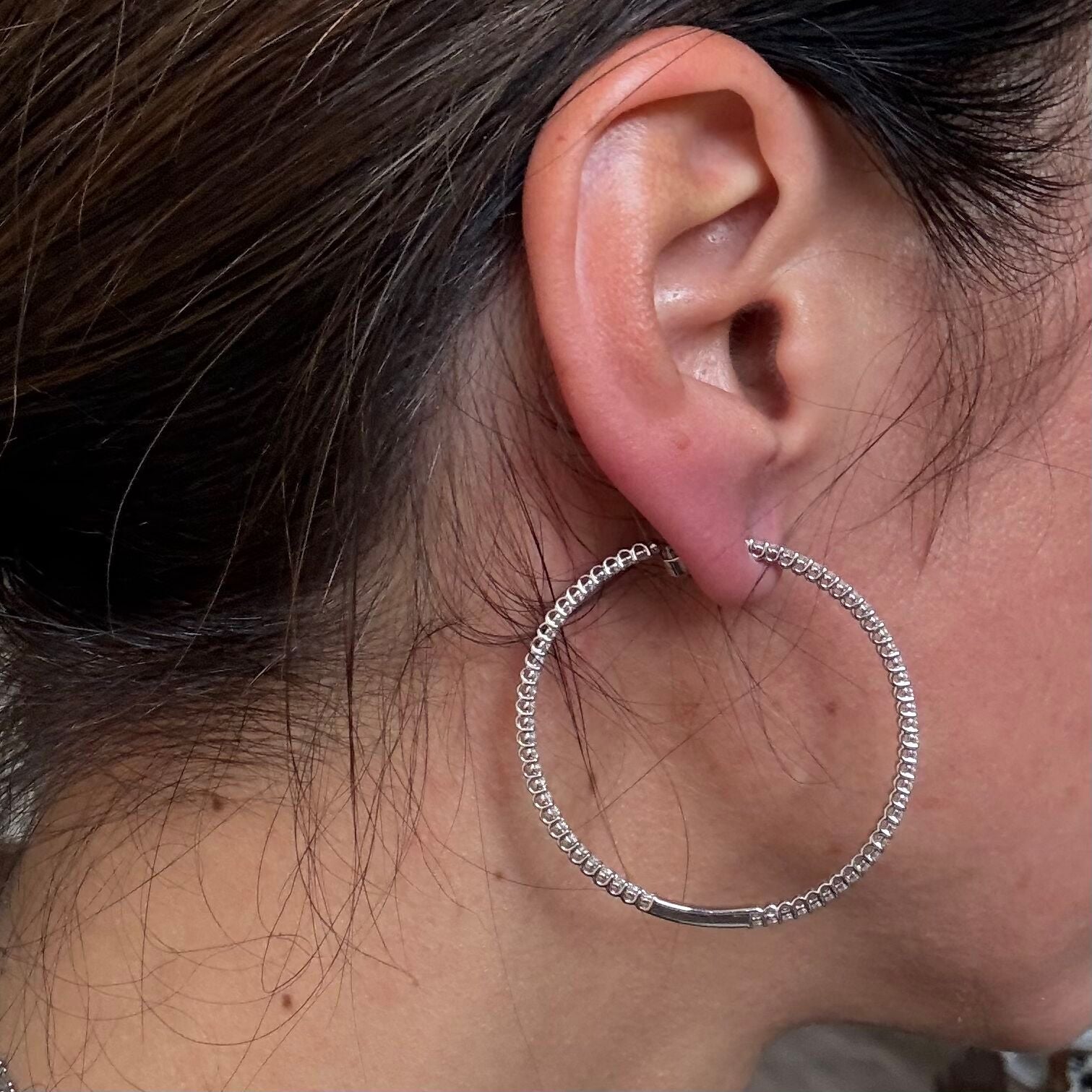 Memoire by Hearts on Fire 18k Gold Diamond Woven Gallery Round Hoops Earrings