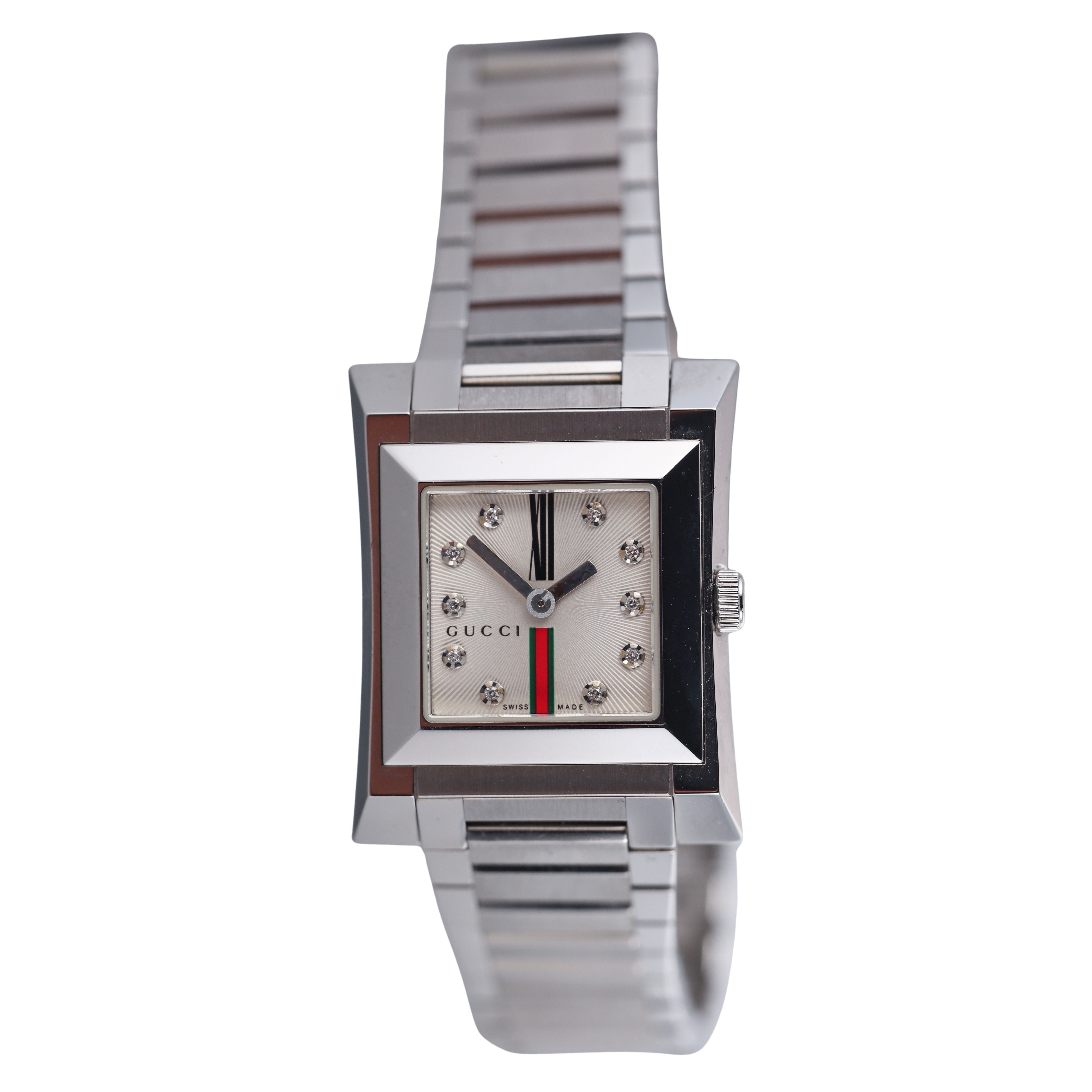 Gucci Guccio Diamond Ladies Quartz Watch 111 YA111503