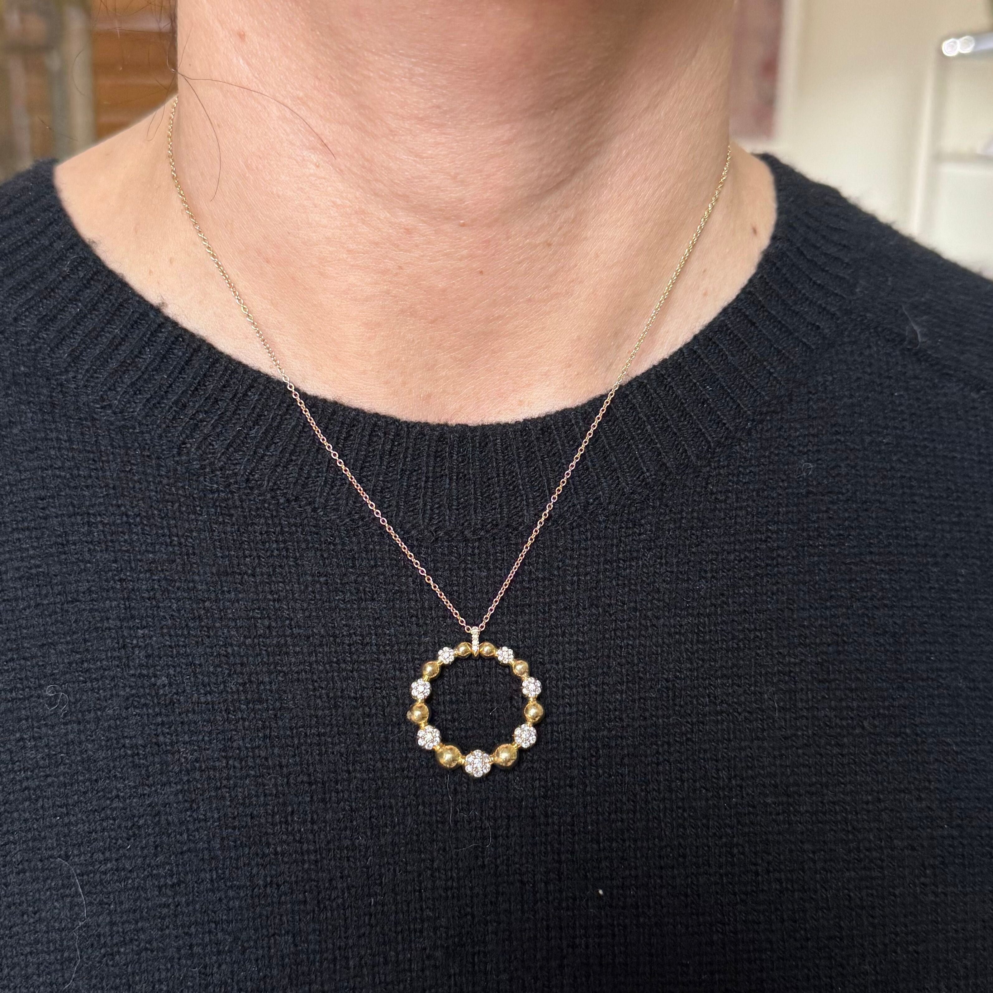 Memoire by Hearts on Fire 18k Diamond Bubbles Classic Pendant Necklace