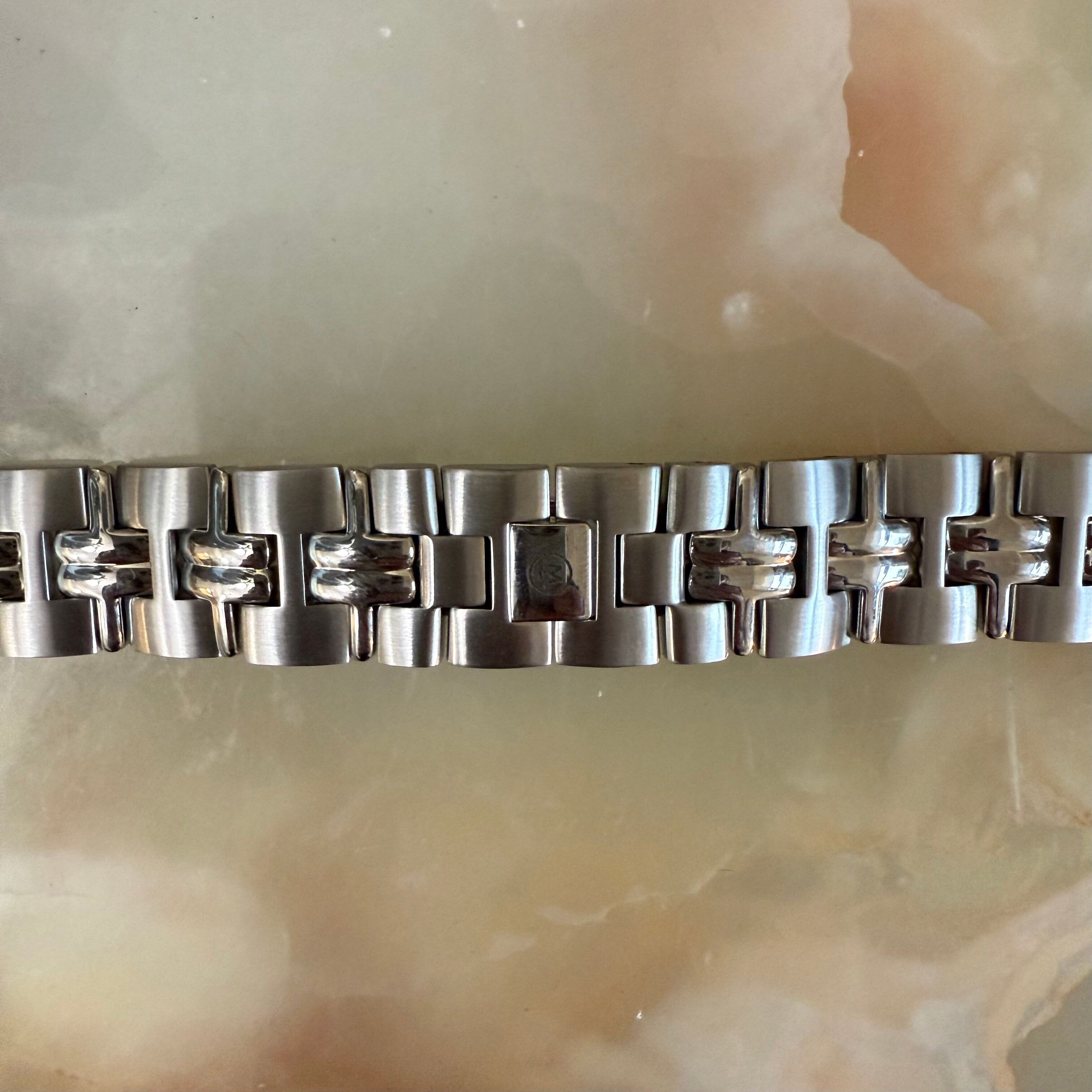 Authentic Movado Stainless Steel Bracelet 20mm V141.G B3D