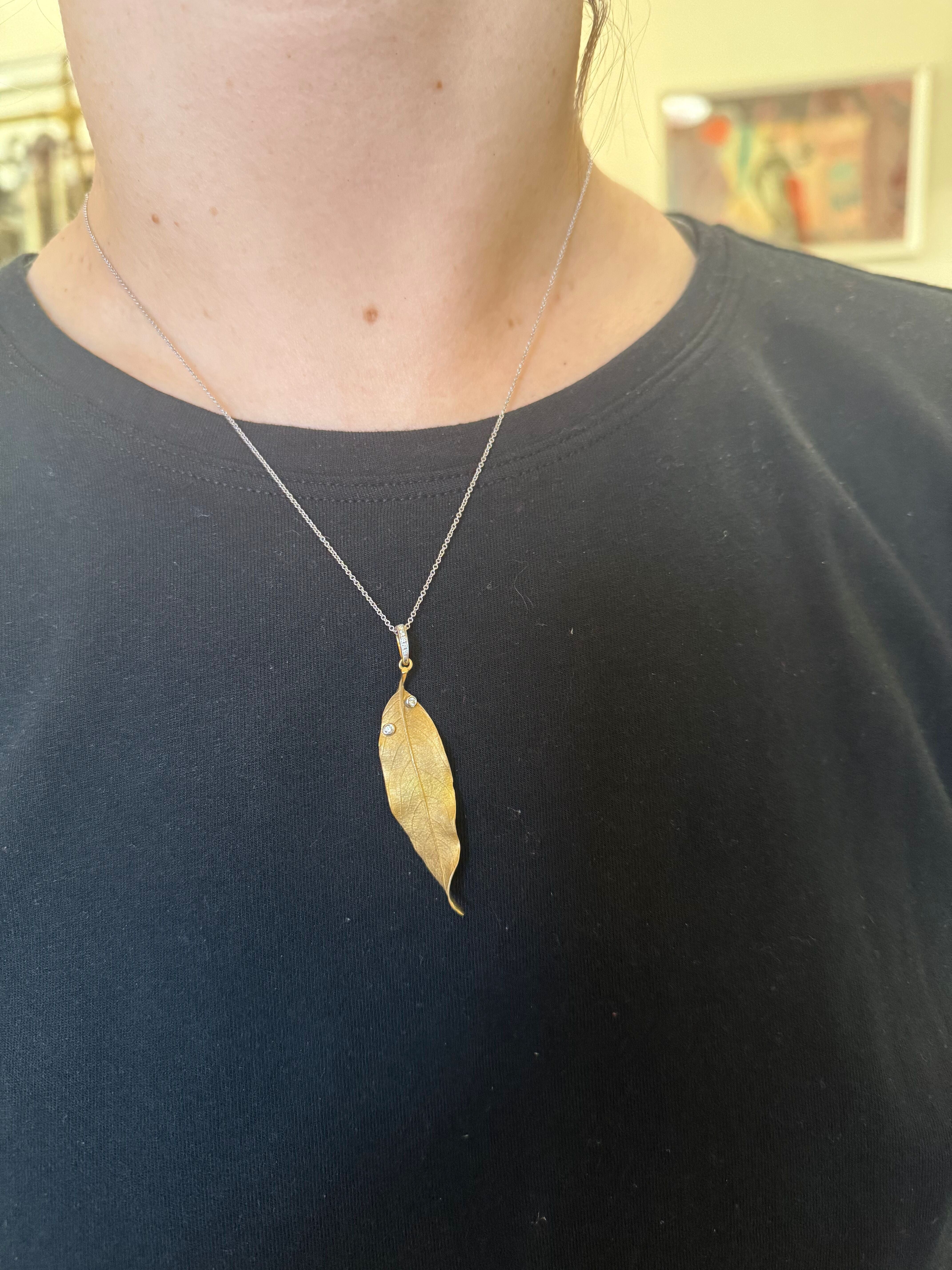 Simon G Fauea Leaves 18k Gold Diamond Pendant Necklace