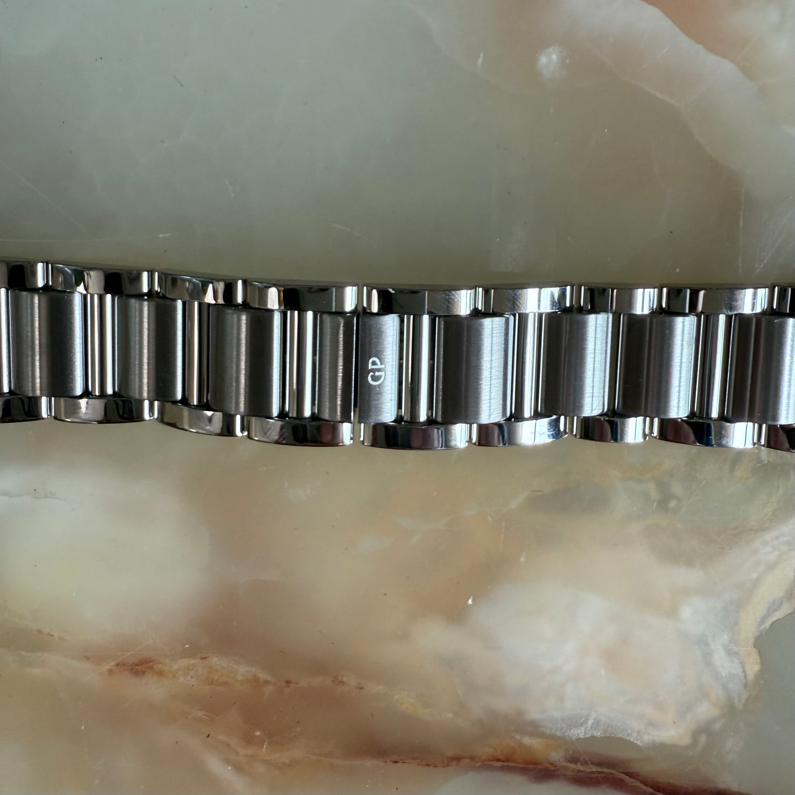 Authentic Girard Perregaux 2583 Stainless Steel Watch Bracelet 22mm