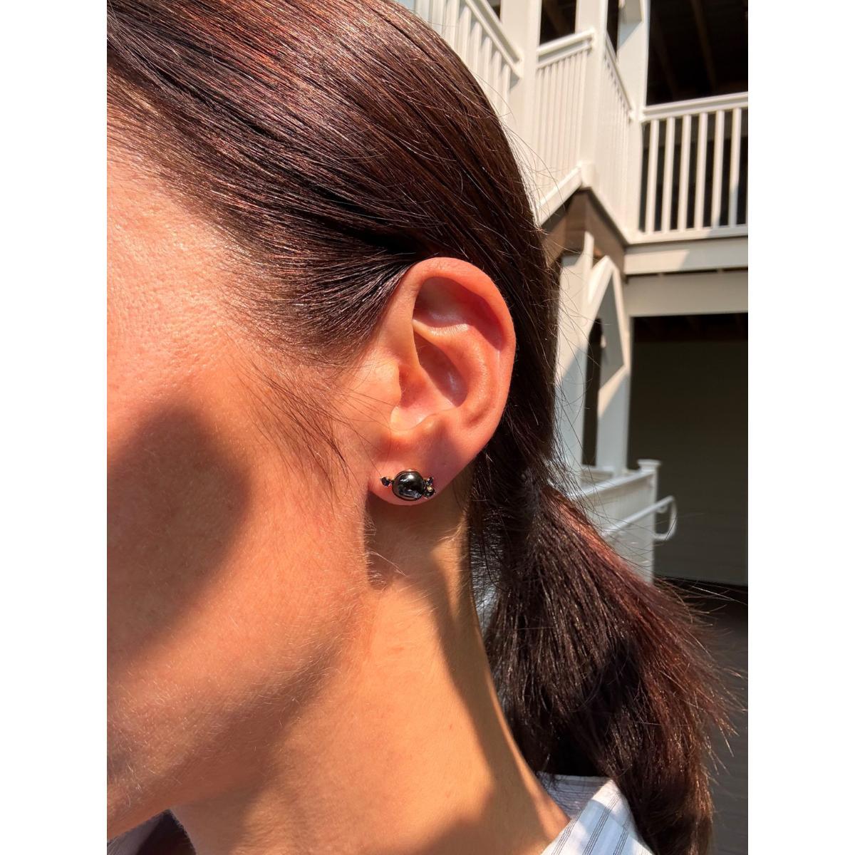 Pomellato Capri 18k Rose Gold Ceramic Sapphire Stud Earrings