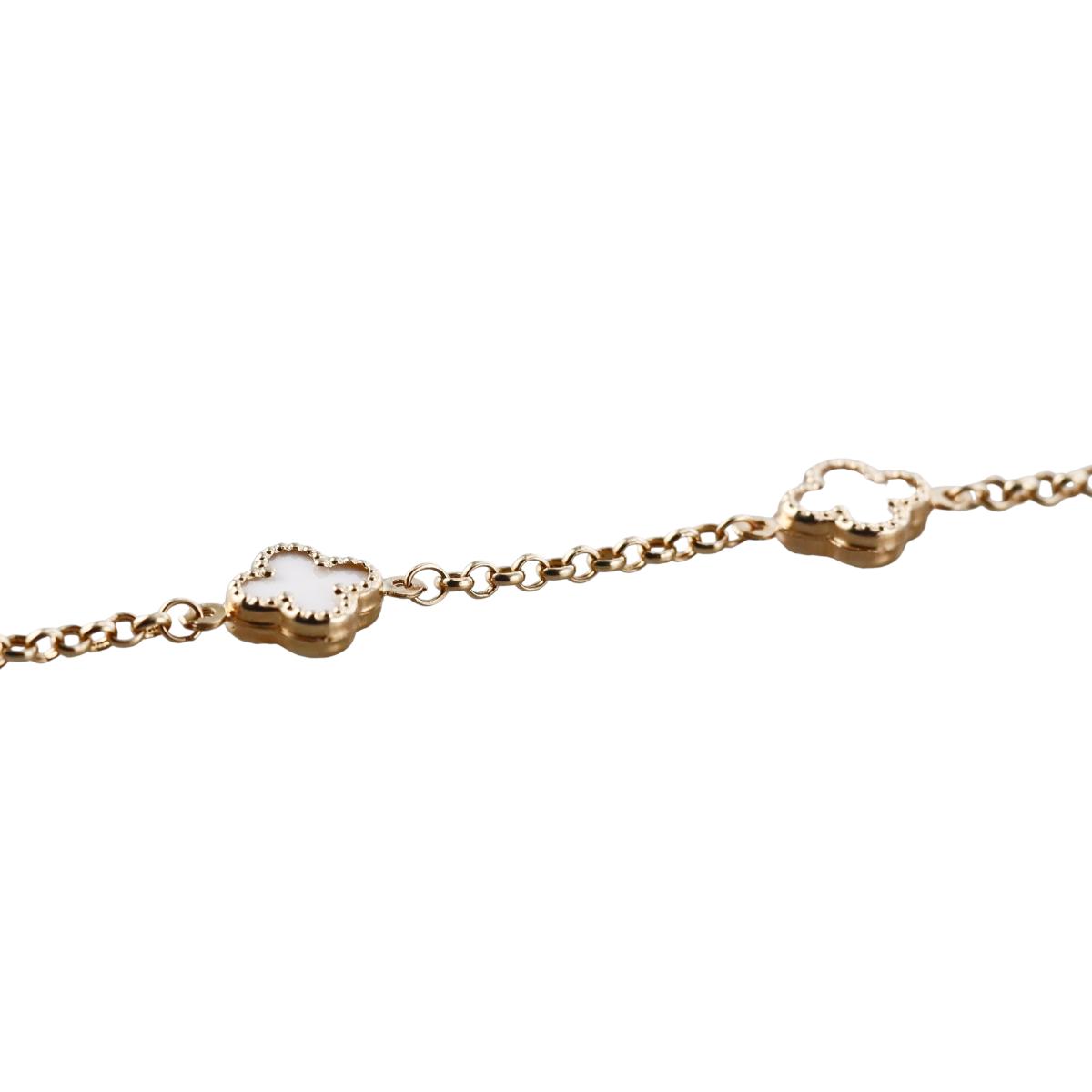 14k Gold White Agate Clover Bracelet