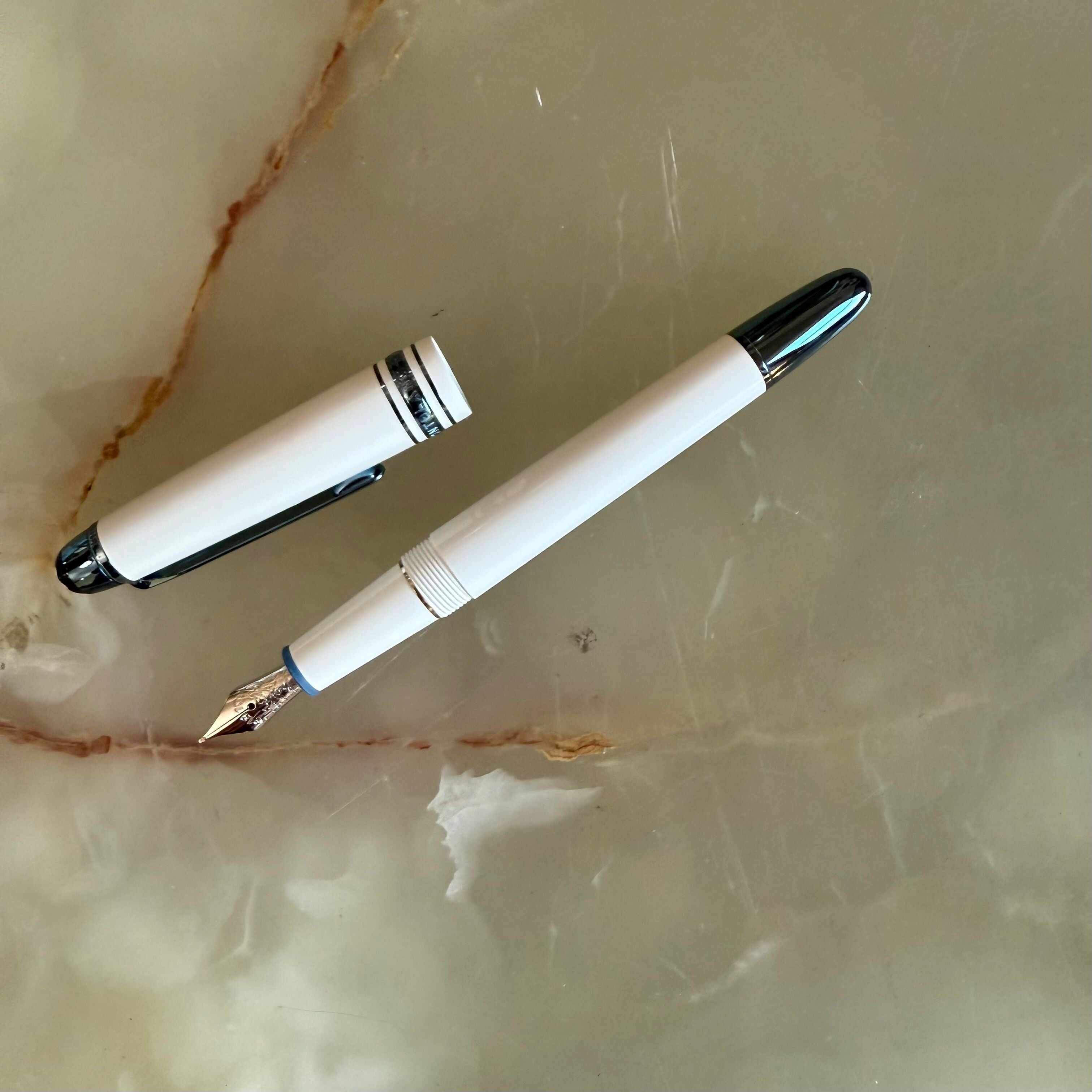 Montblanc Meisterstuck 145 Glacier Classique White Fountain Pen 129398