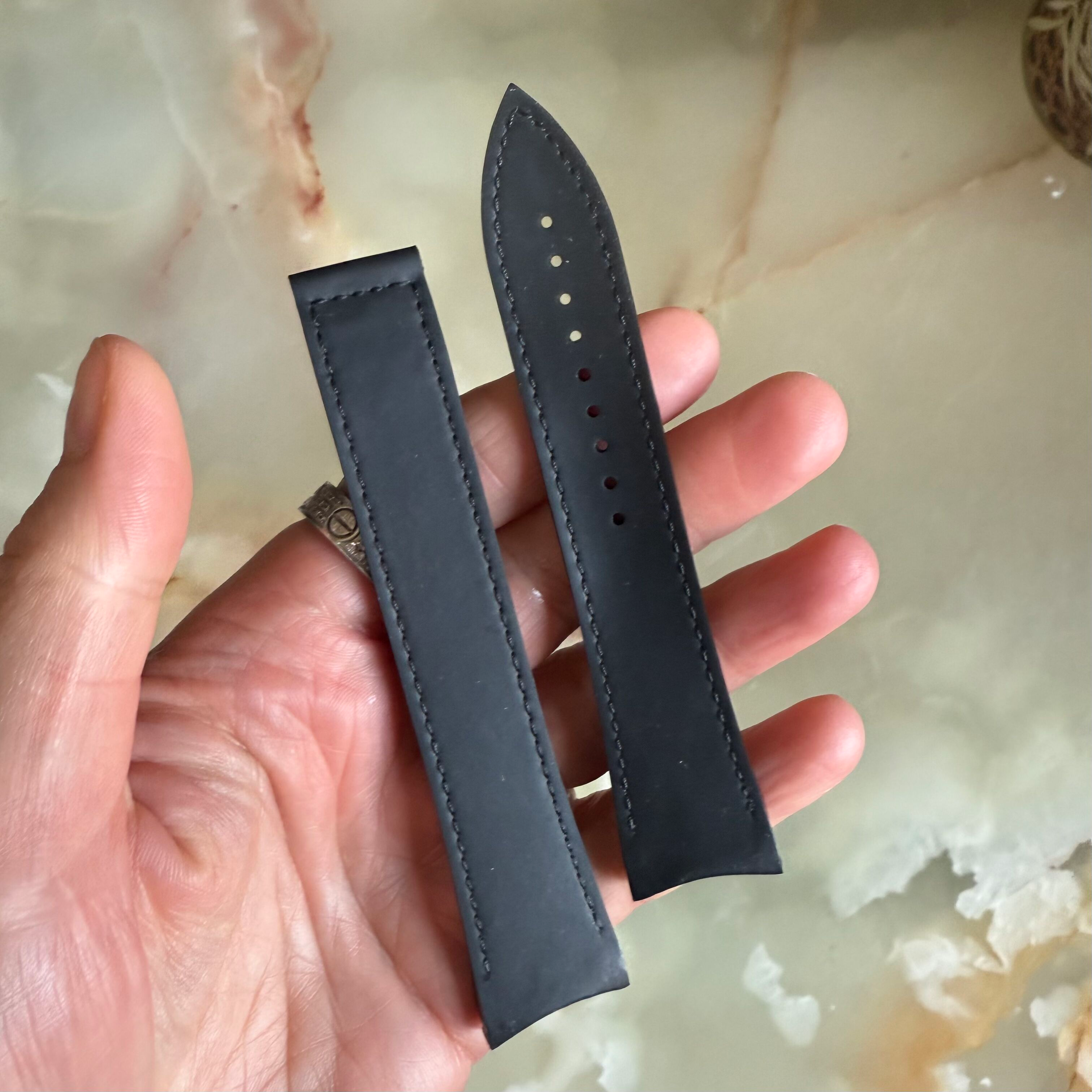 Authentic Blancpain Black Rubber Watch Strap Band 22mm 2850 EI2