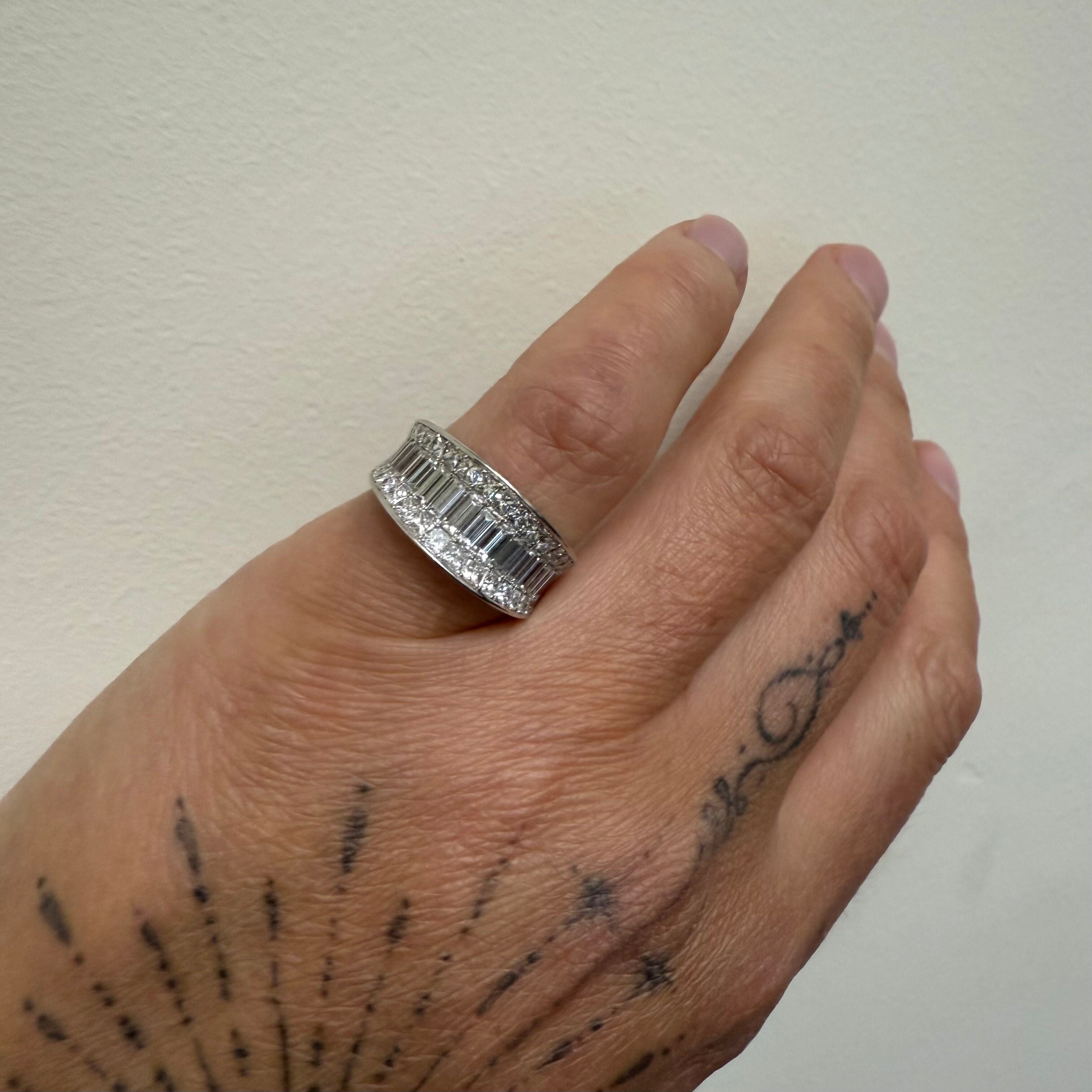 Simon G 18k Gold Diamond Ring