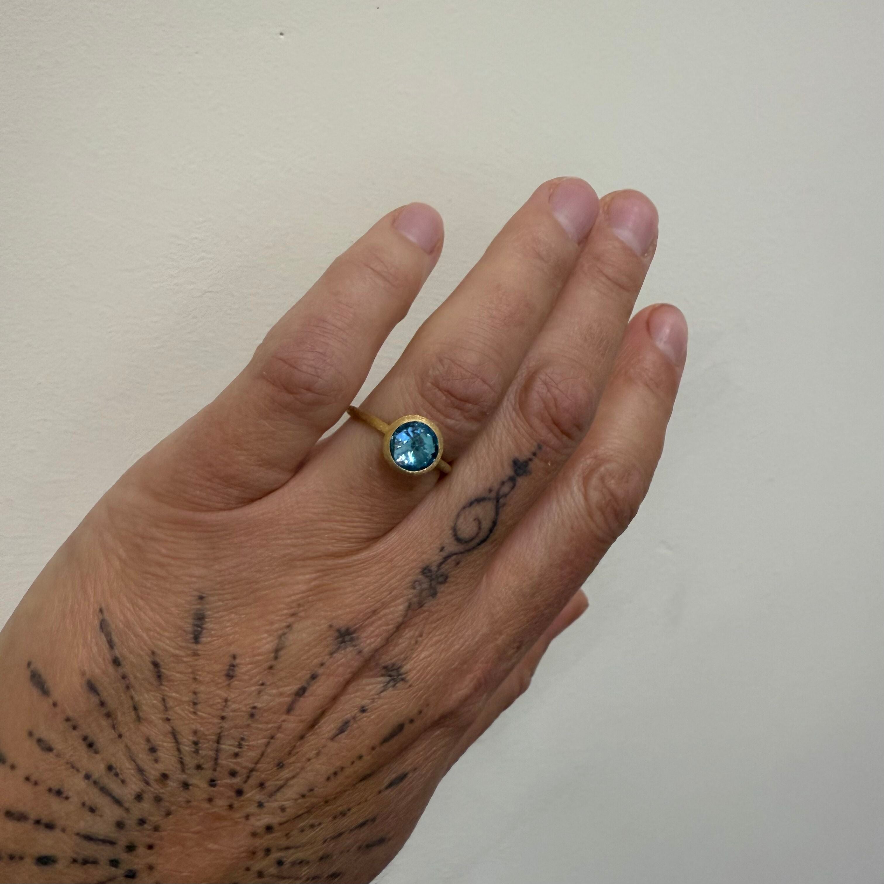 Marco Bicego Jaipur 18K Gold Blue Topaz Small Ring