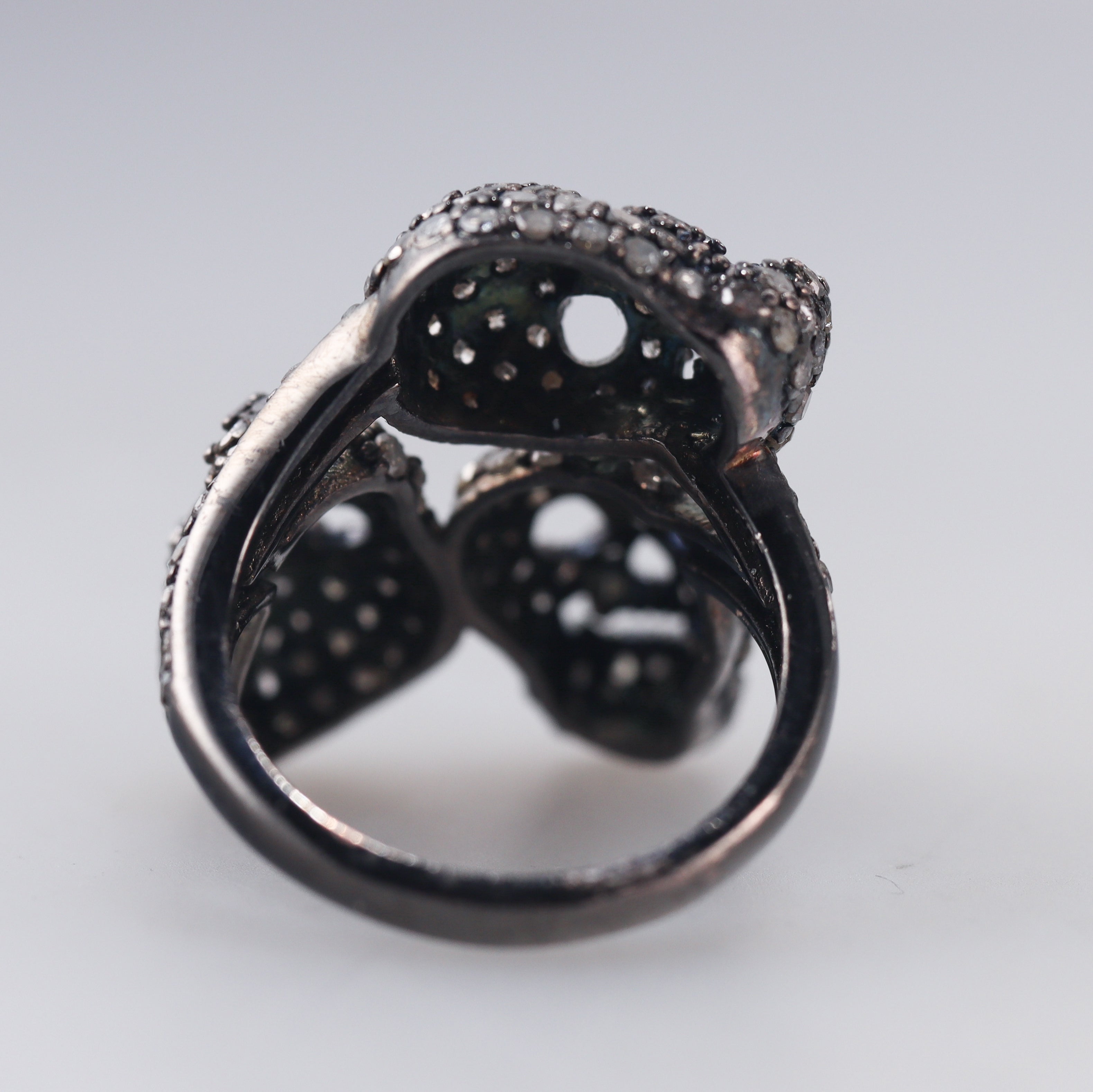 Bavna Sterling Silver Diamond Scull Ring